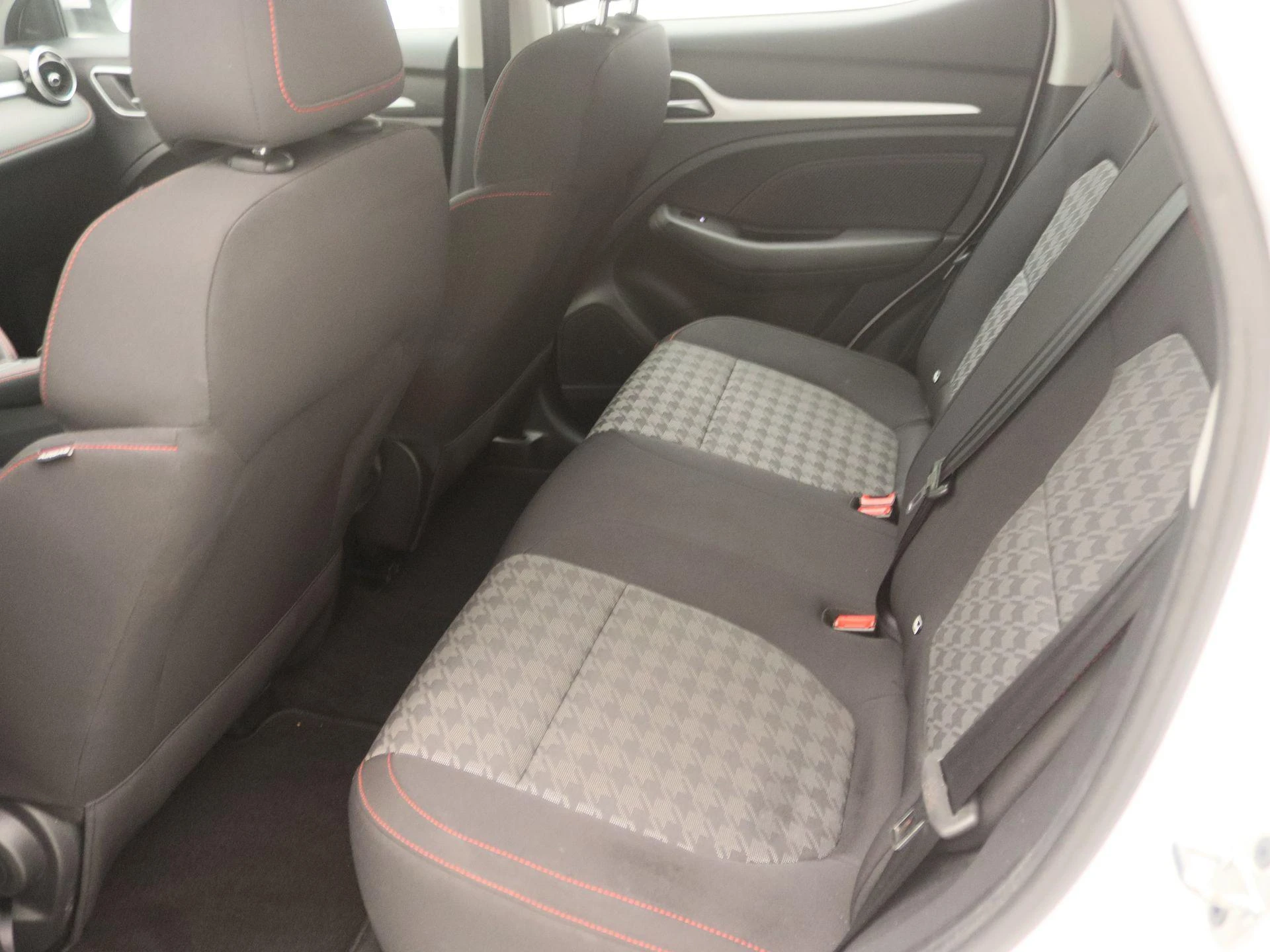 MG-ZS EV-image-11