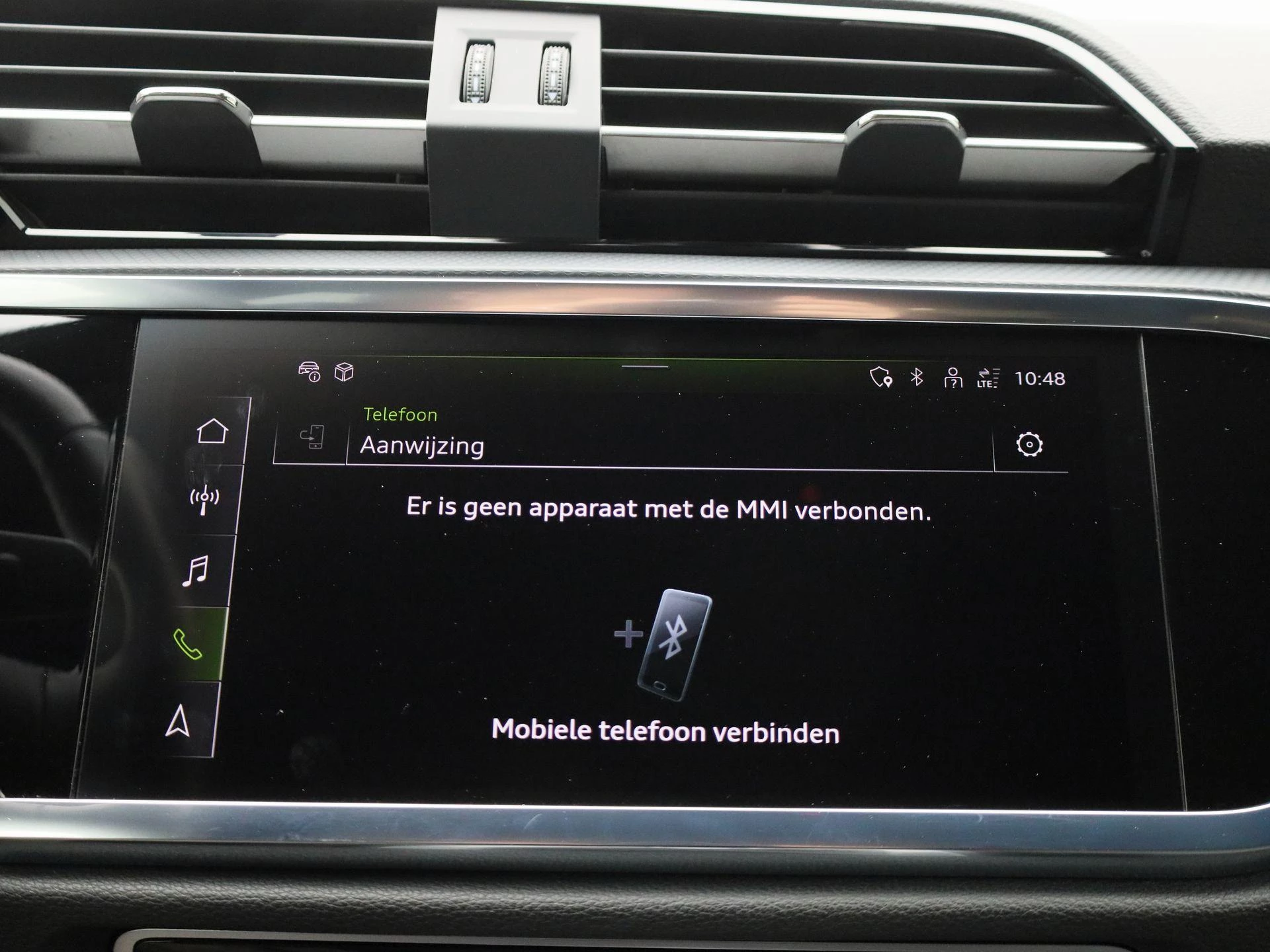 Audi-Q3-image-24