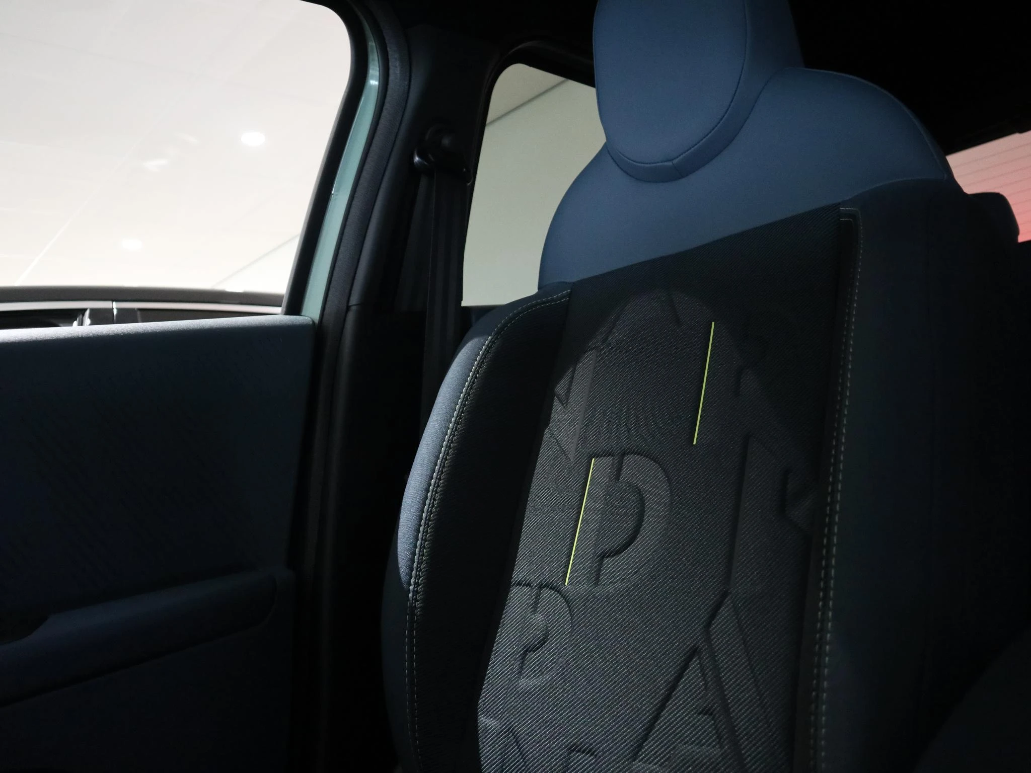 Fiat Grande Panda 1.2 Hybrid ICON