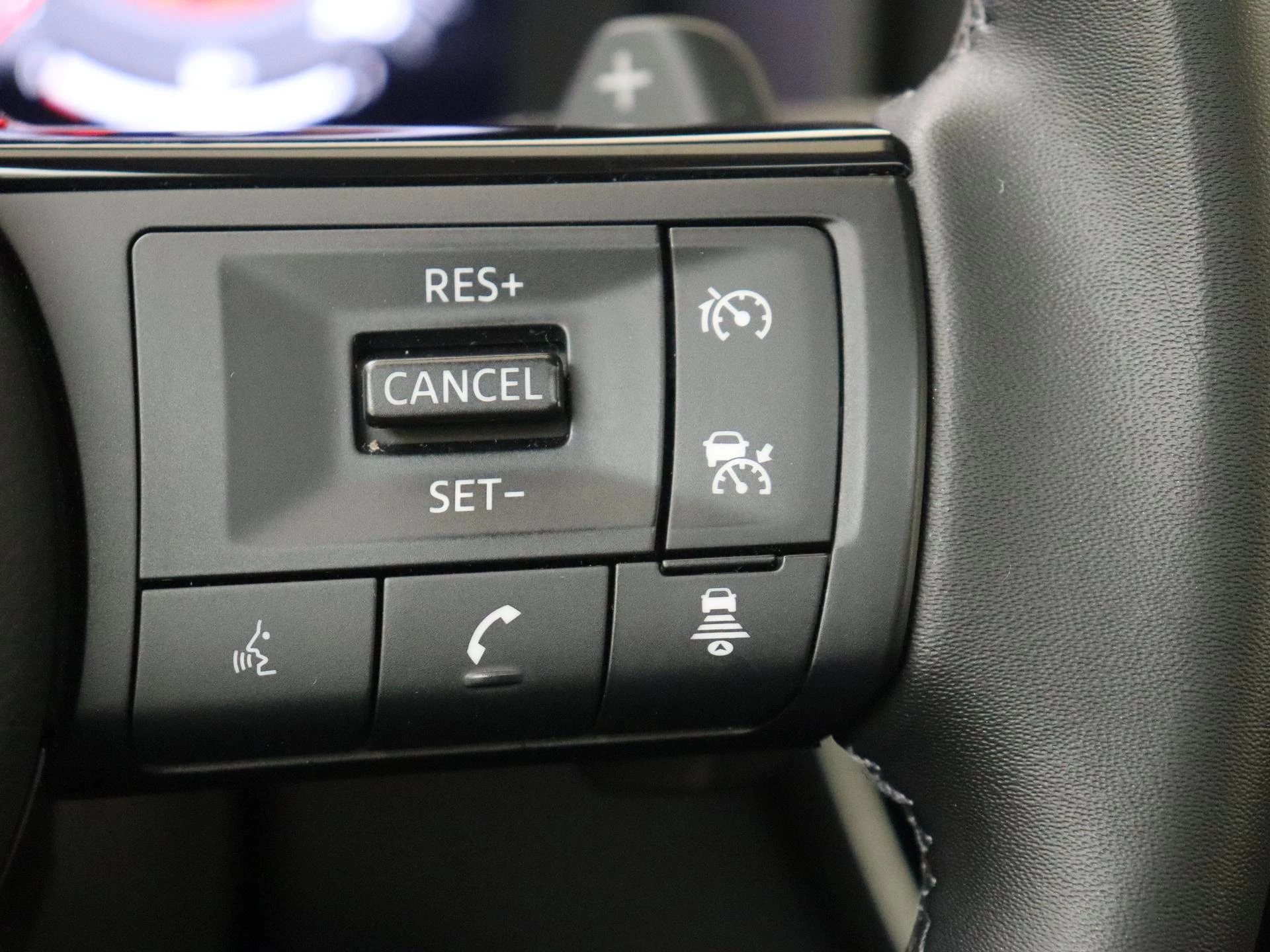 Nissan-QASHQAI-image-13