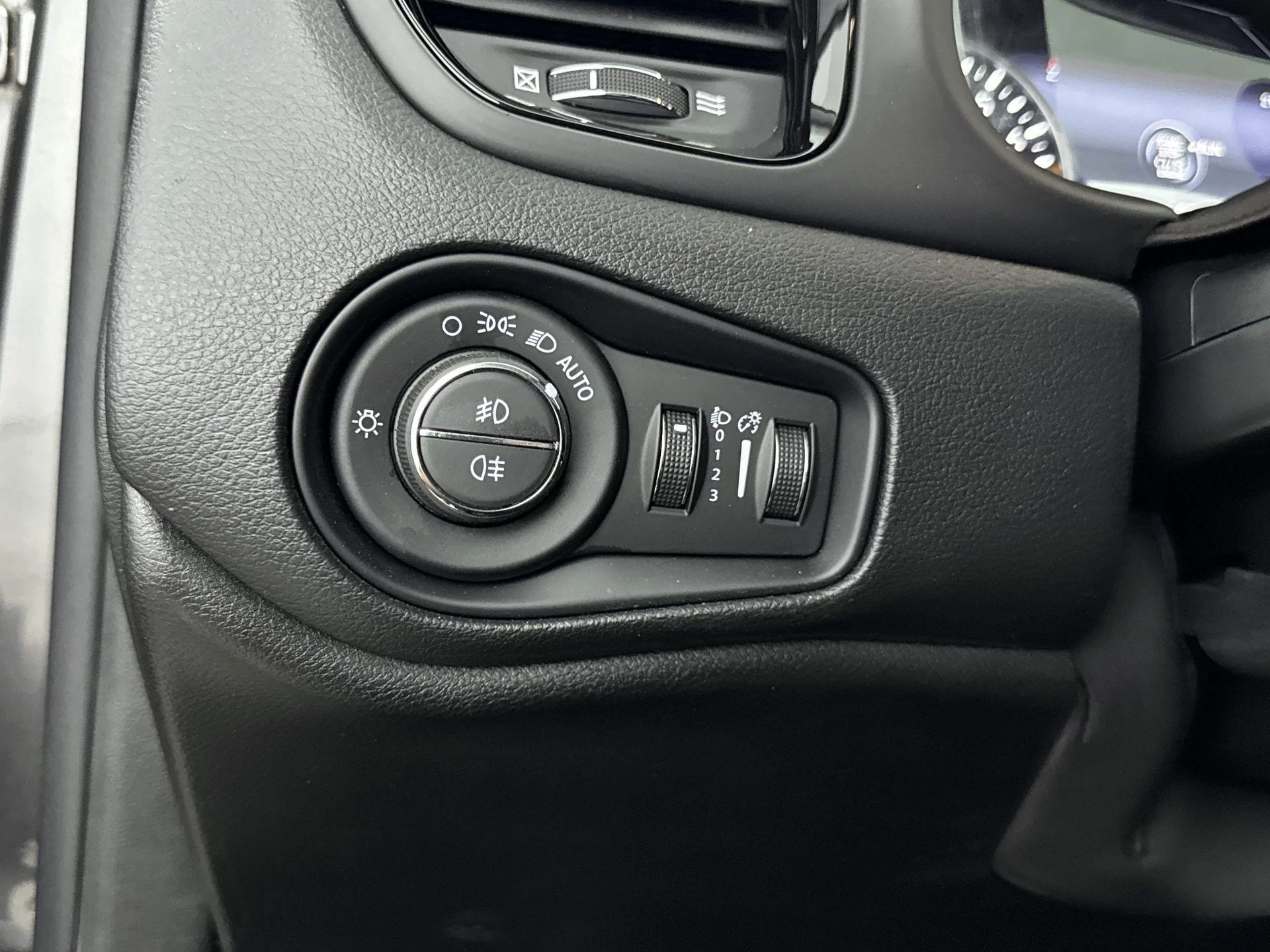 Jeep Renegade 1.4 MultiAir 165 Pk Limited