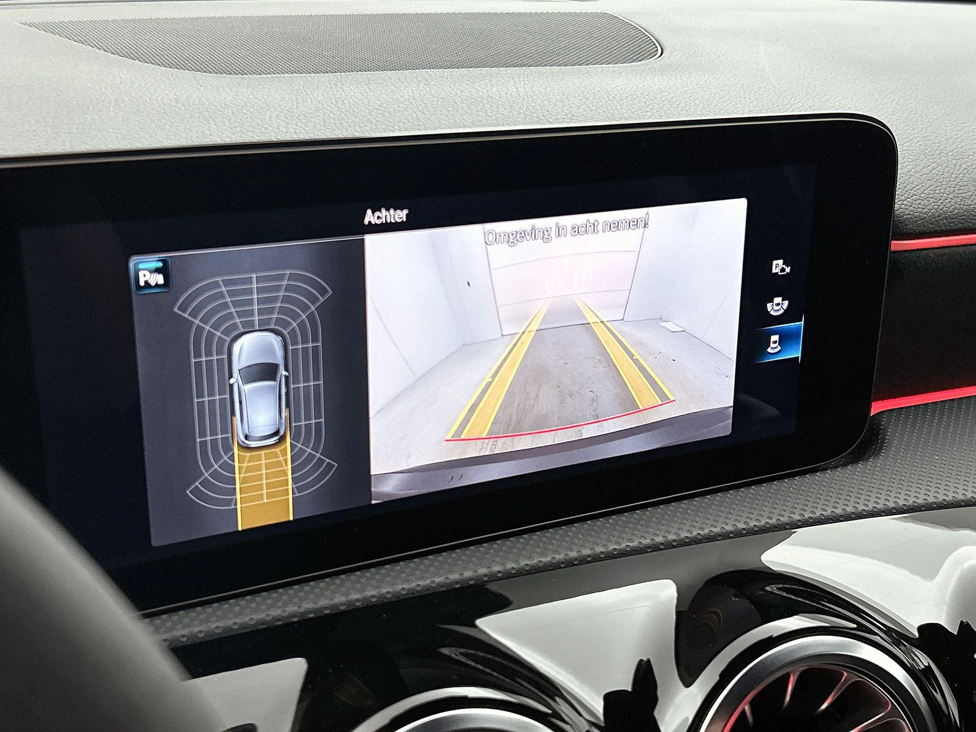 Mercedes-Benz A-Klasse AMG 35 4MATIC Premium Plus