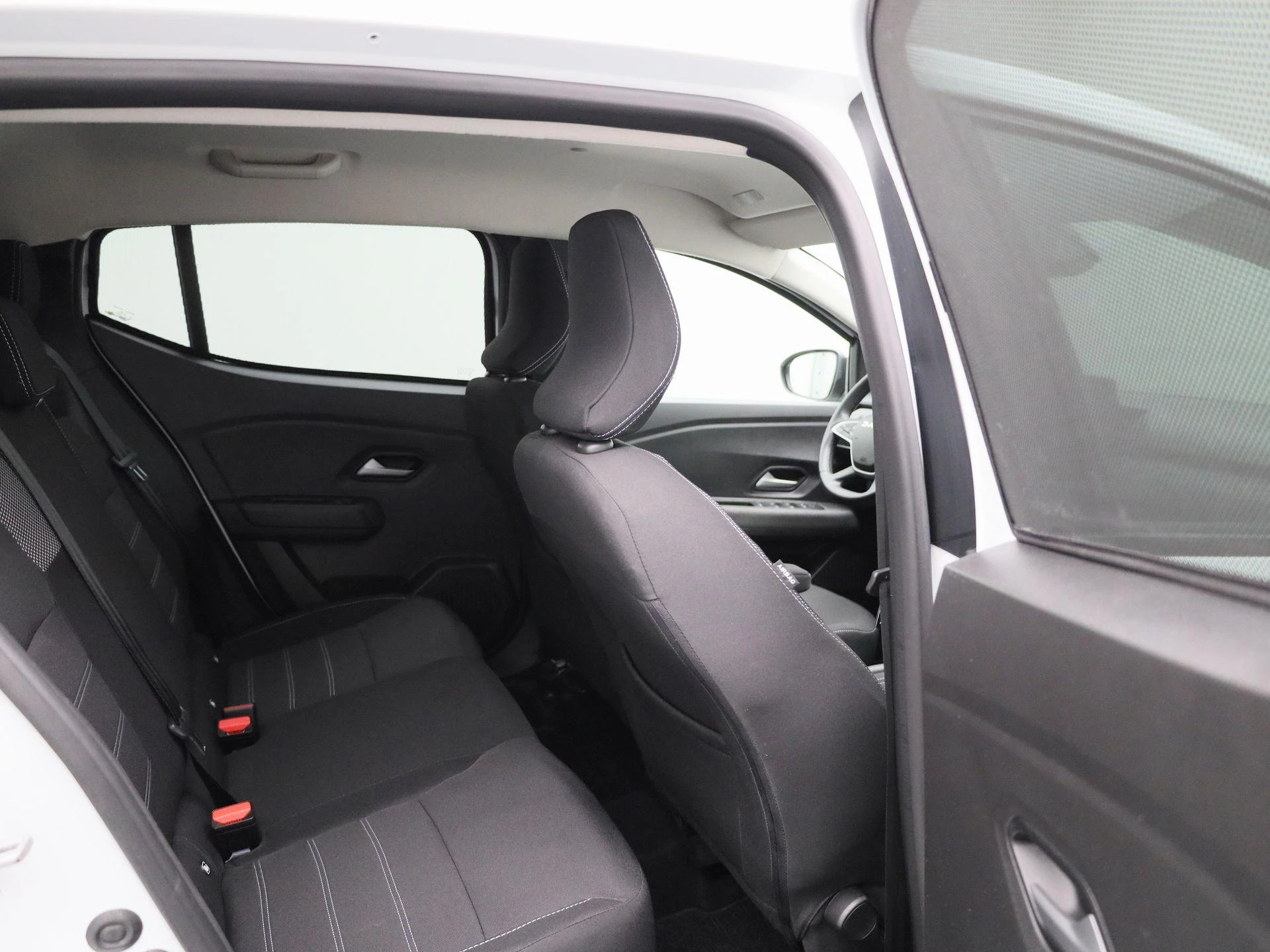 Dacia Sandero - 28