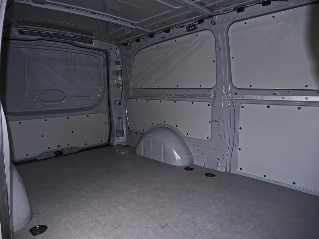 Mercedes-Benz-Vito 116-image-13