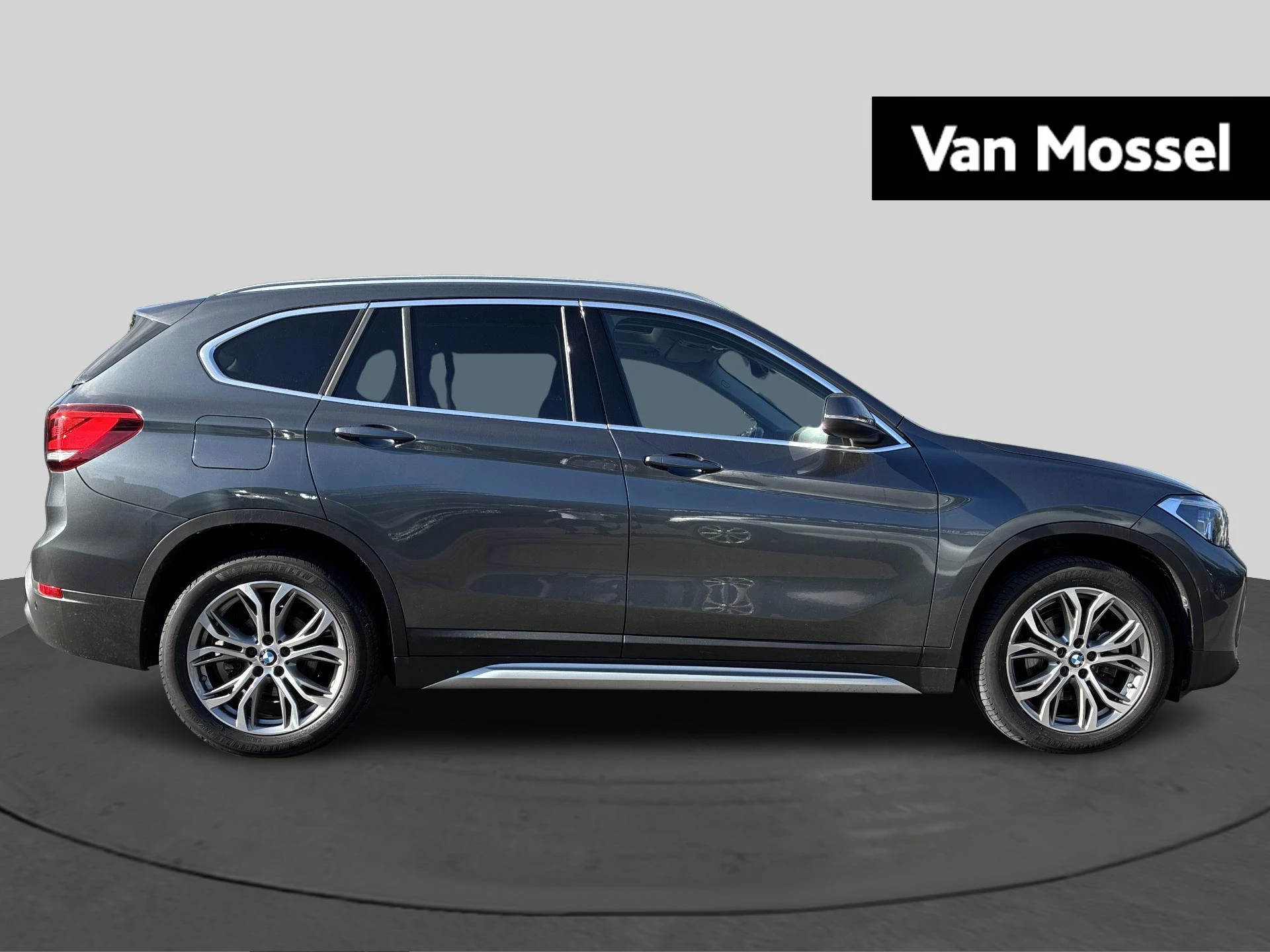 BMW-X1-image-2