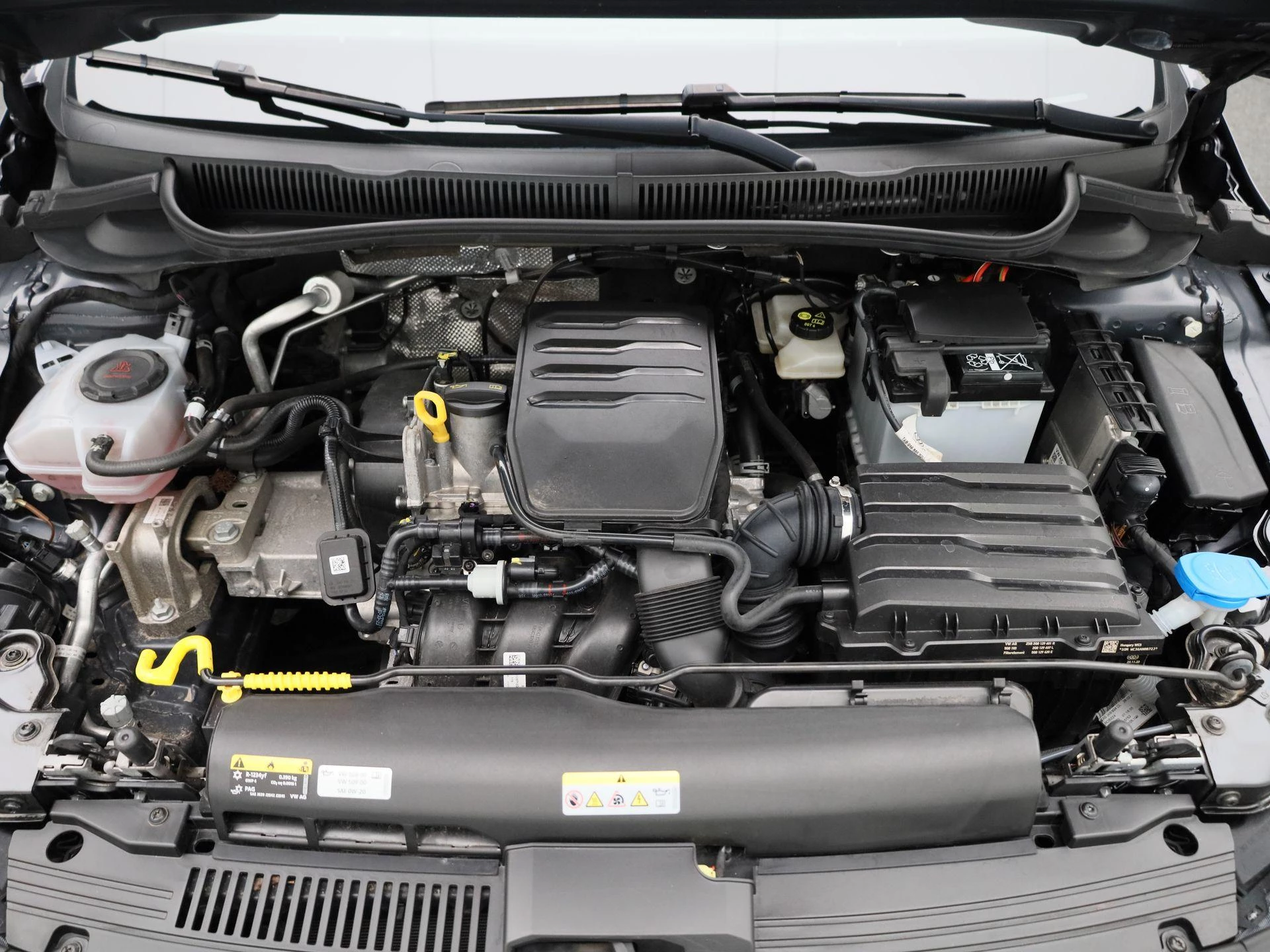 Volkswagen-Polo-image-33