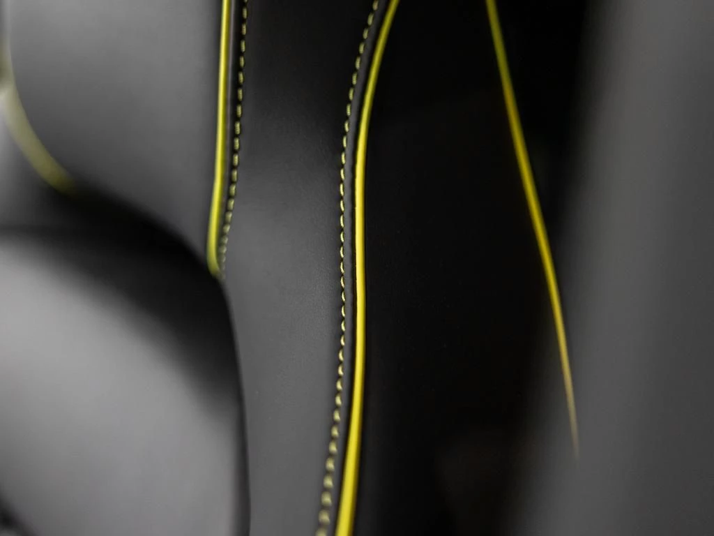 Aston Martin DBX 707 AMR Aston Martin Hamburg