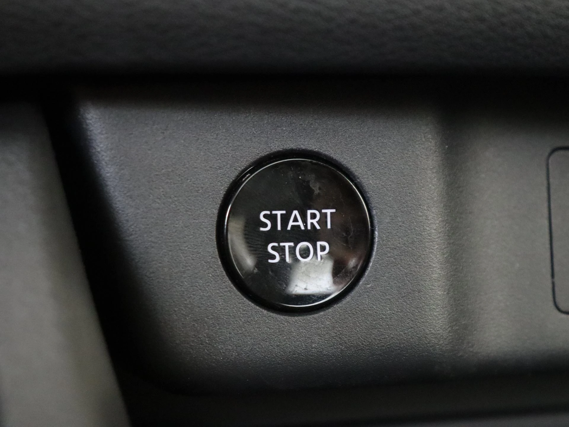 Nissan-X-Trail-image-20