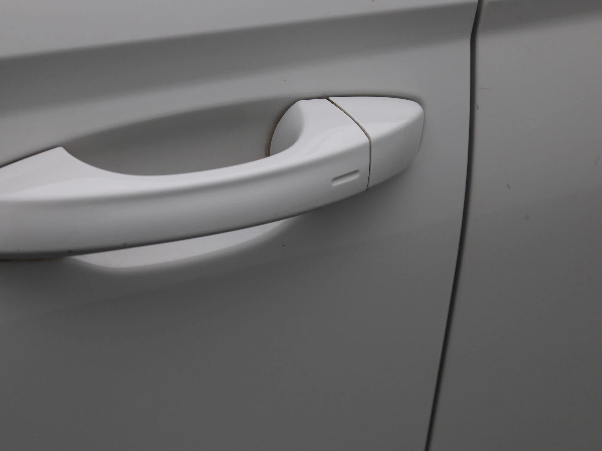 SEAT-Arona-image-13