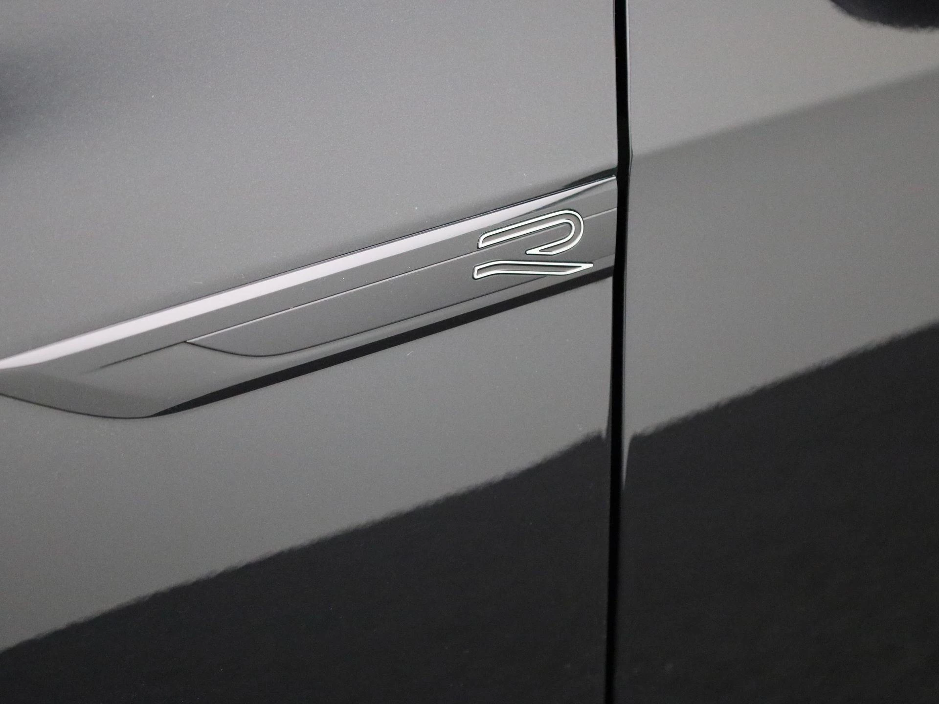 Volkswagen Golf 1.5 eTSI R-Line