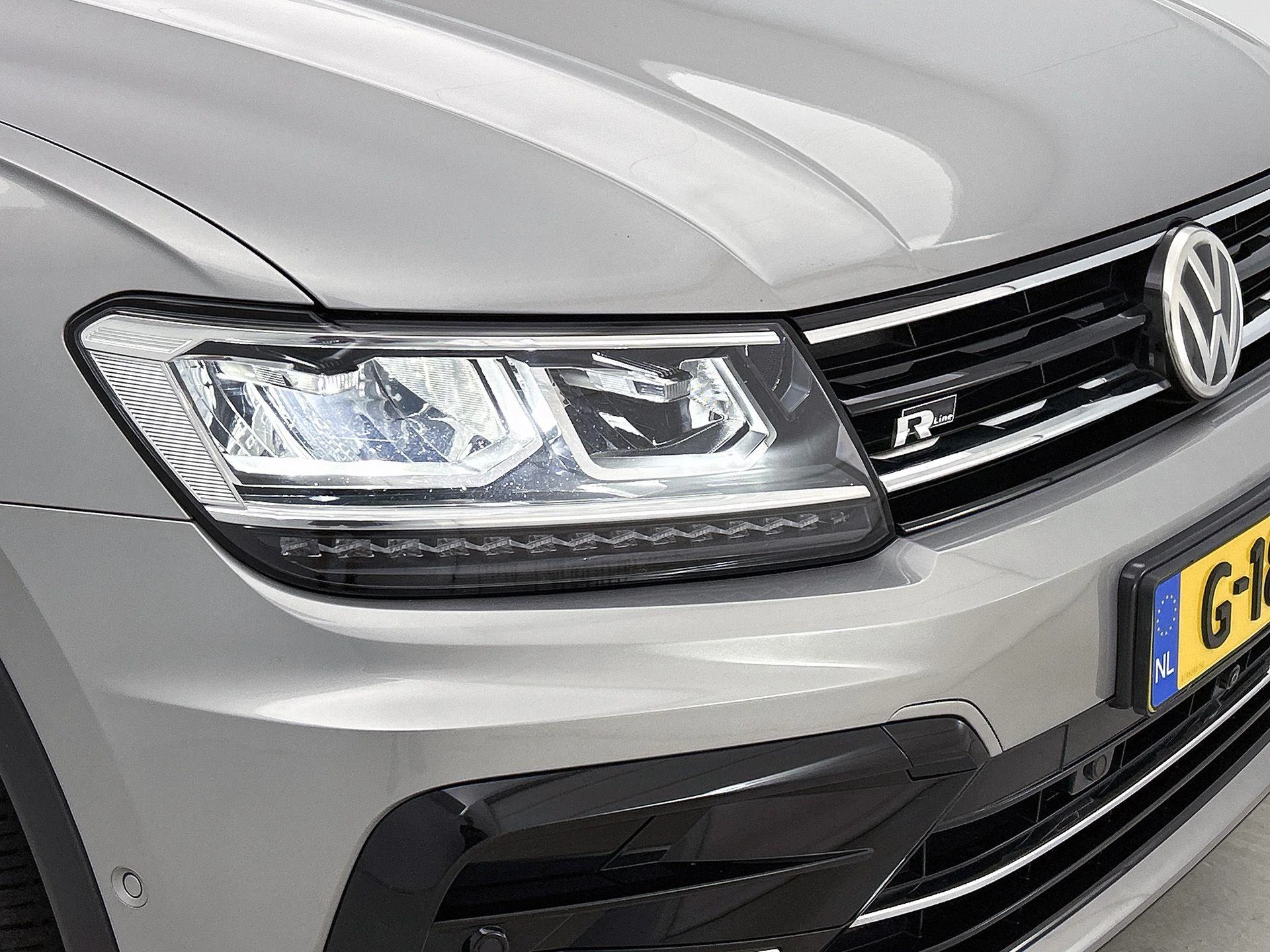 Volkswagen-Tiguan-image-37