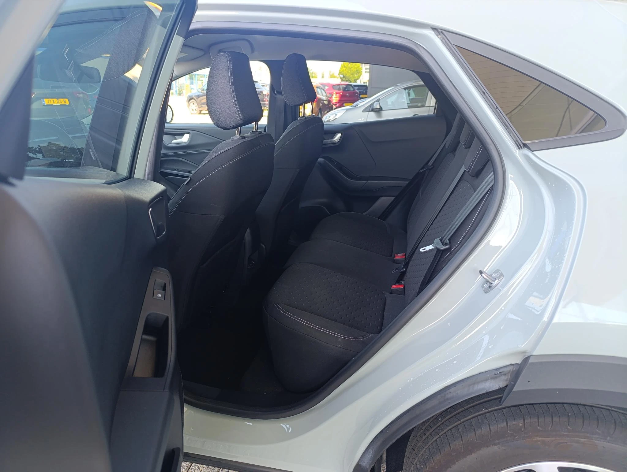 Ford-Puma-image-13