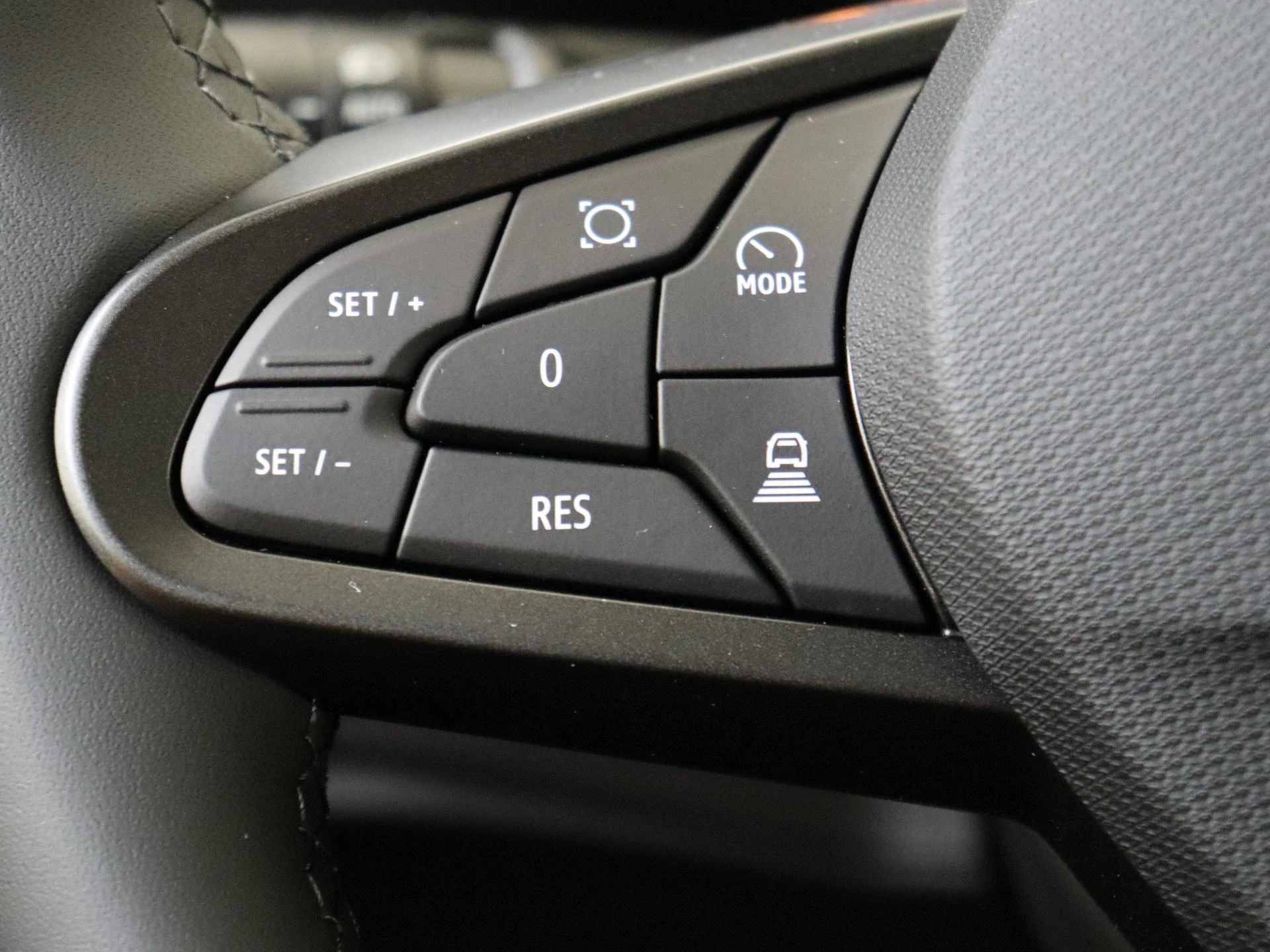 Renault-Twingo-image-11