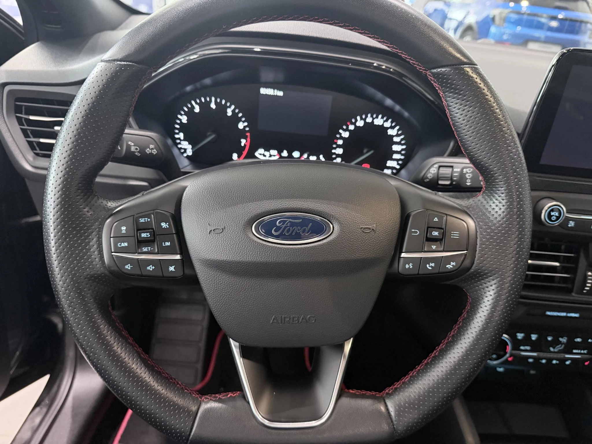 Ford-Focus-image-7