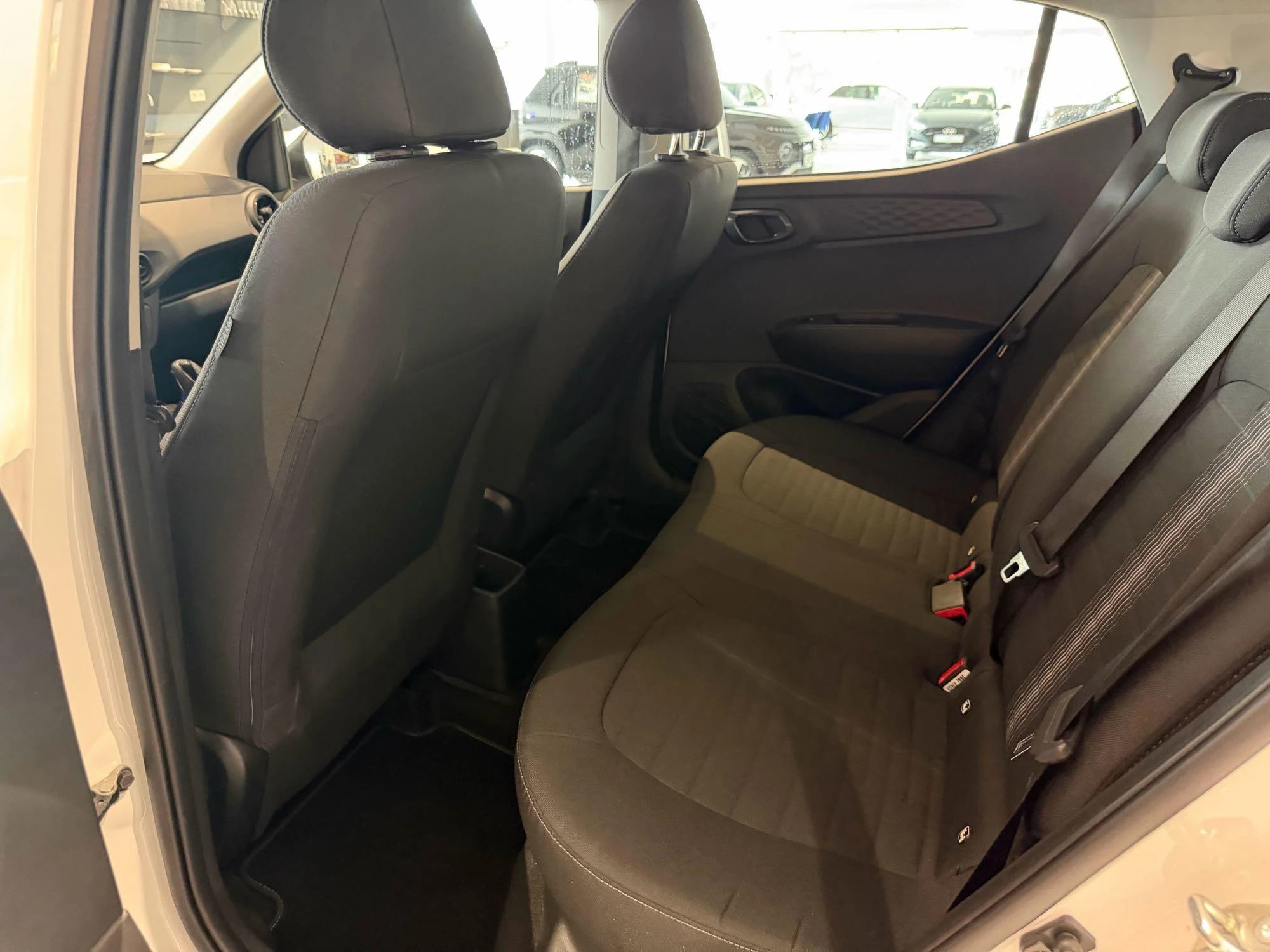 Hyundai-i10-image-17
