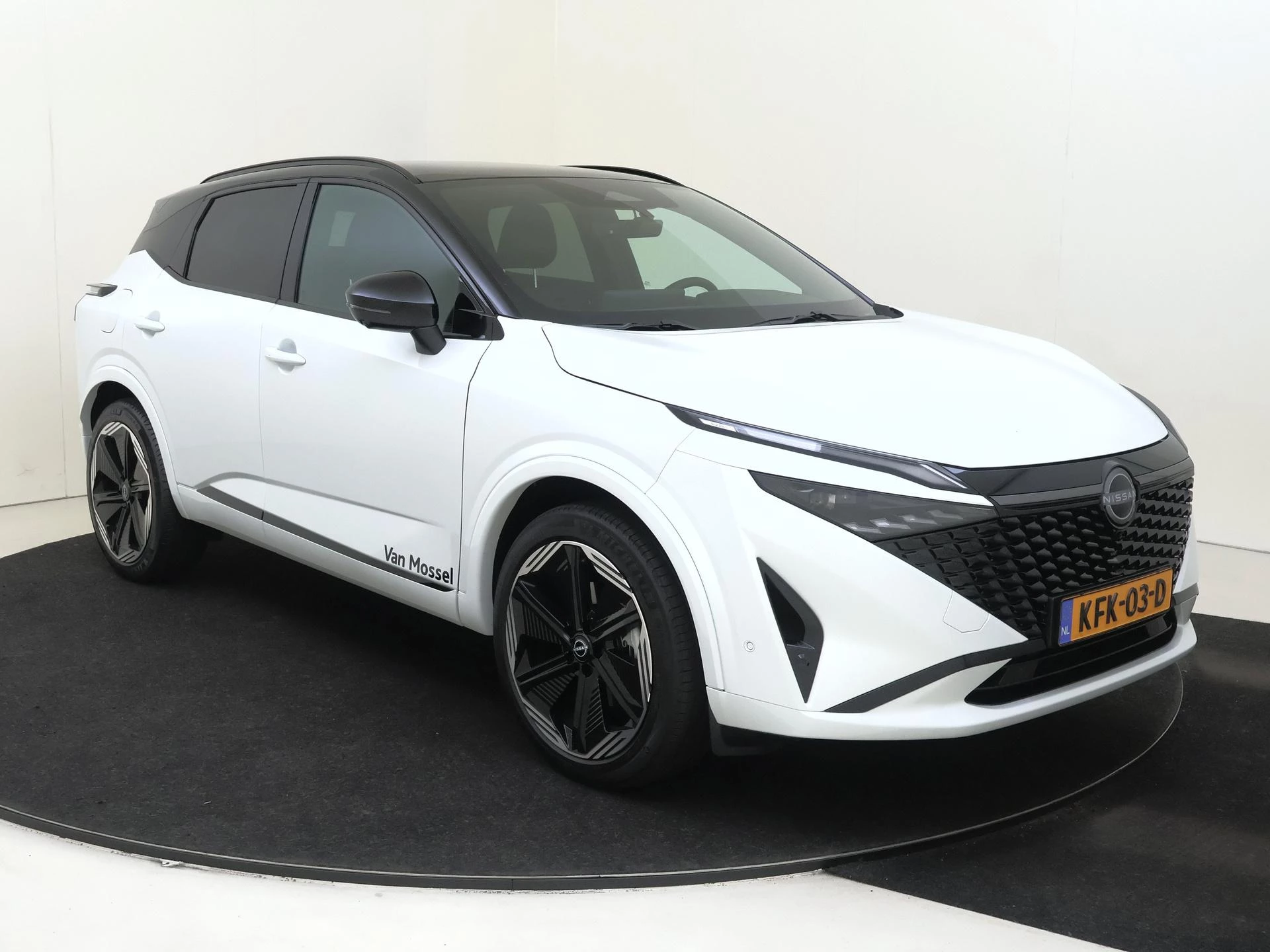 Nissan-QASHQAI-image-1