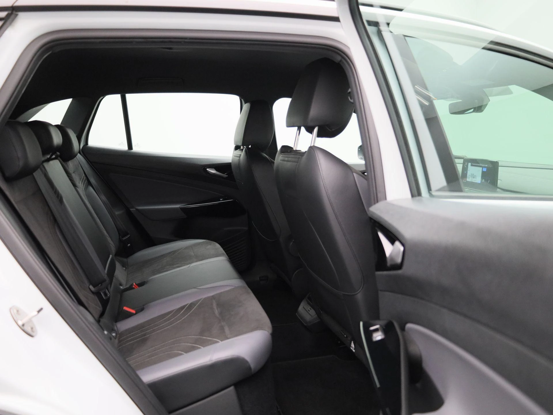 Volkswagen-ID.4-image-35