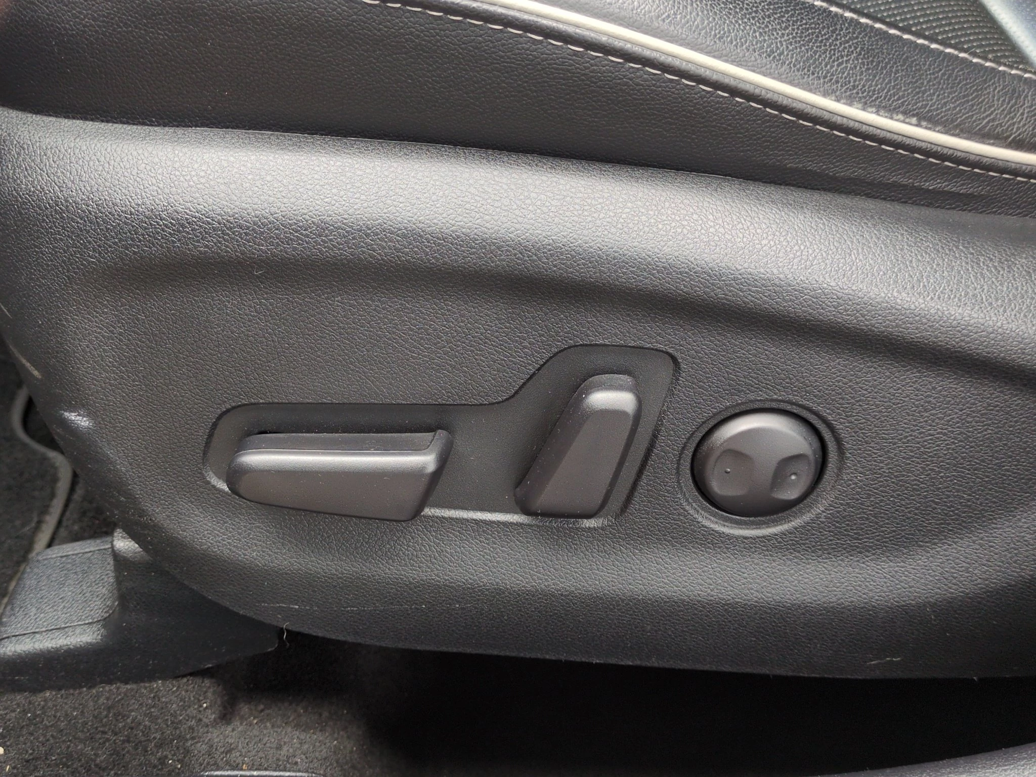 Kia Sportage Black Edition LEDER*SHZ*LRHZ*KLIMAAUT*RFK