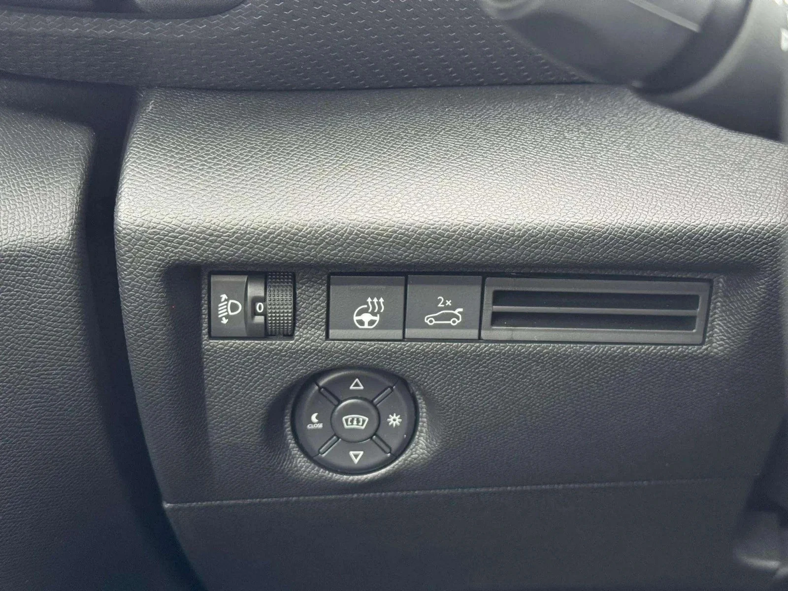 Citroën-ë-C4 X-image-10