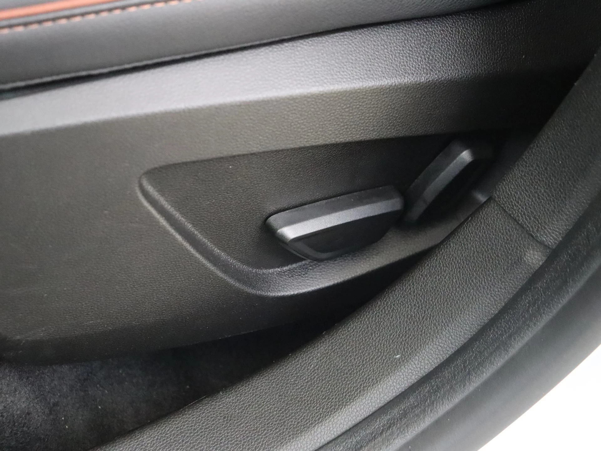 Renault-Captur-image-30