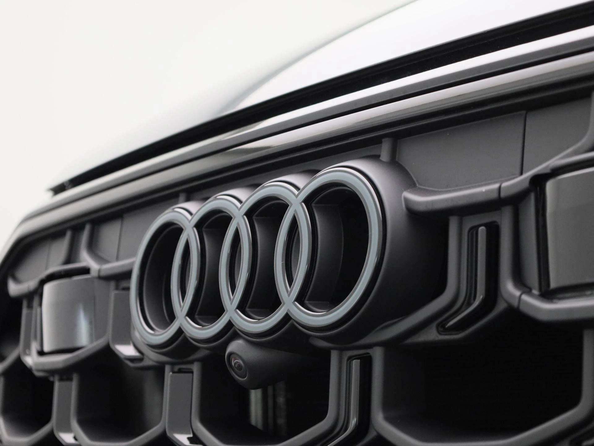 Audi Q8 60 TFSI e quattro Pro Line S Competition 490 PK
