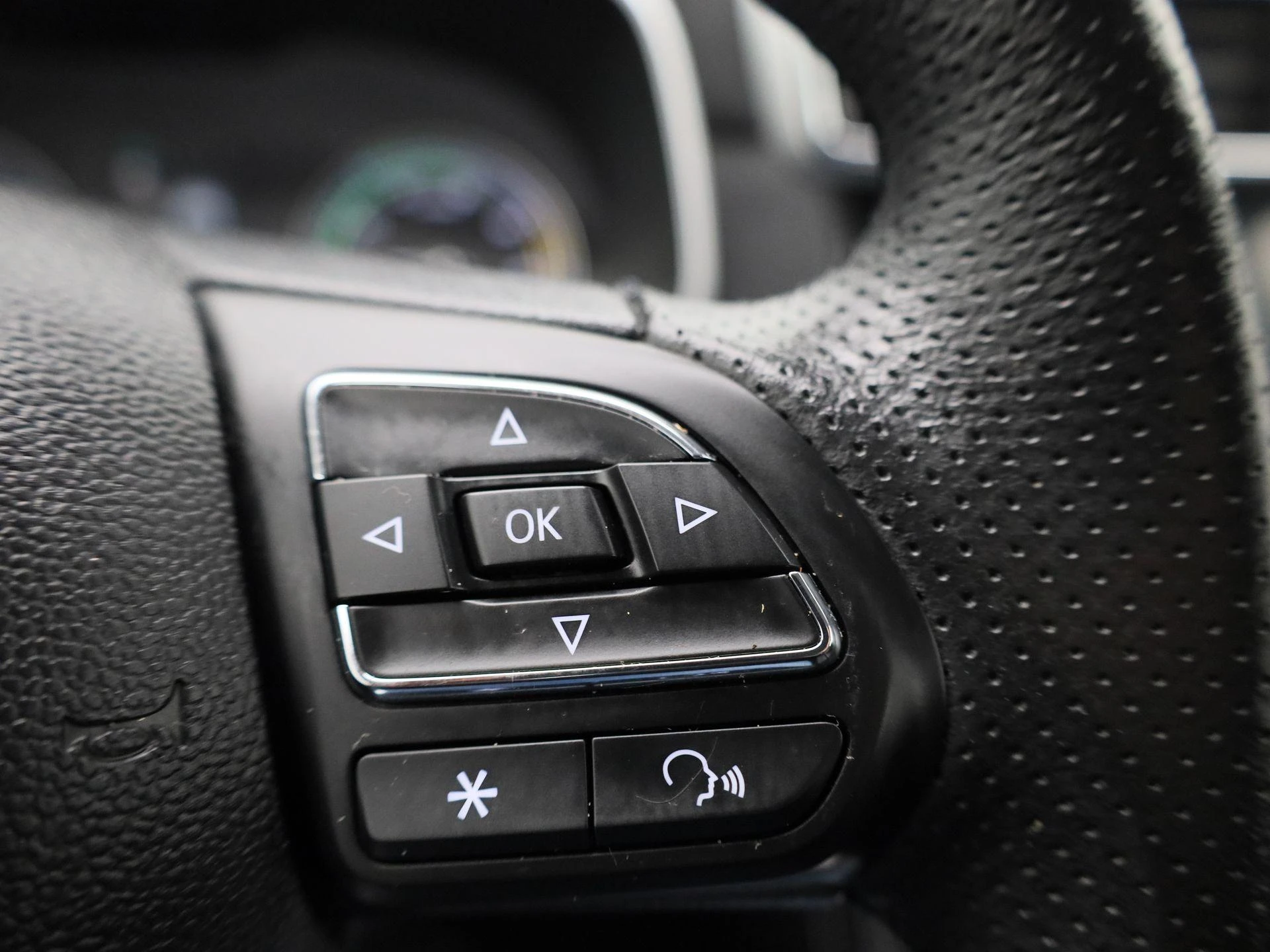 MG-ZS EV-image-16