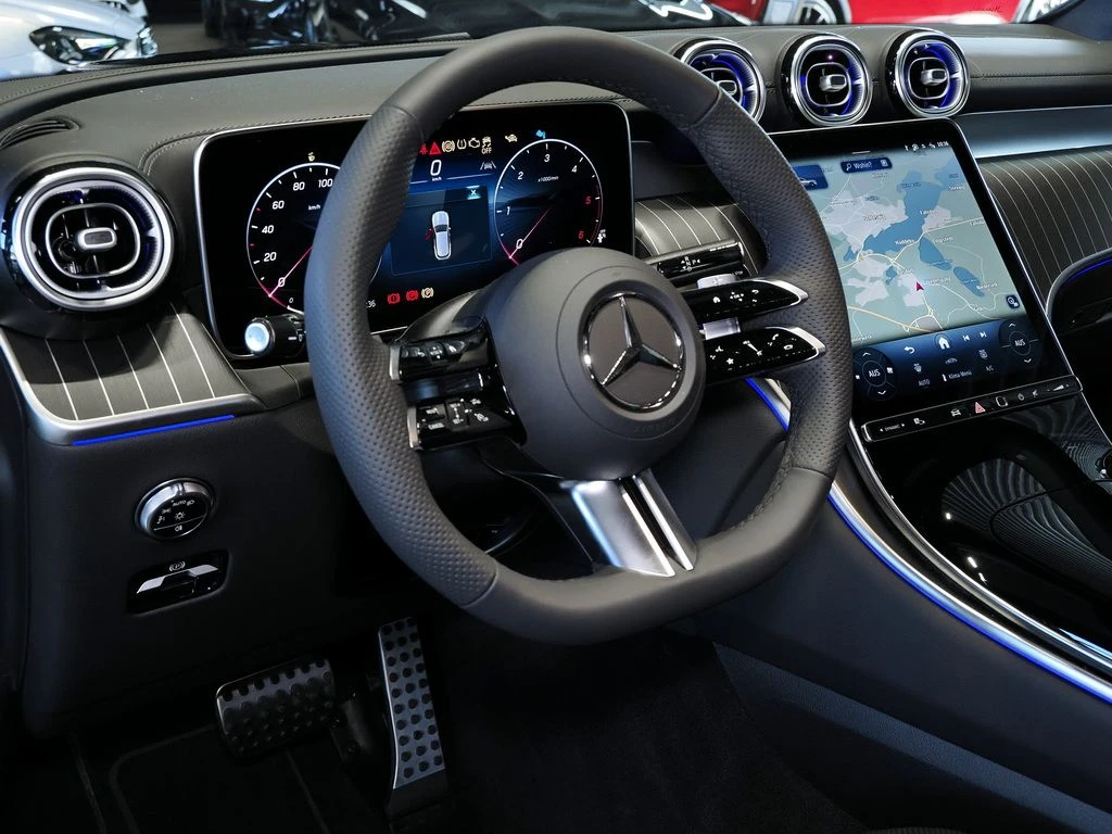 Mercedes-Benz-GLC 450 d-image-6