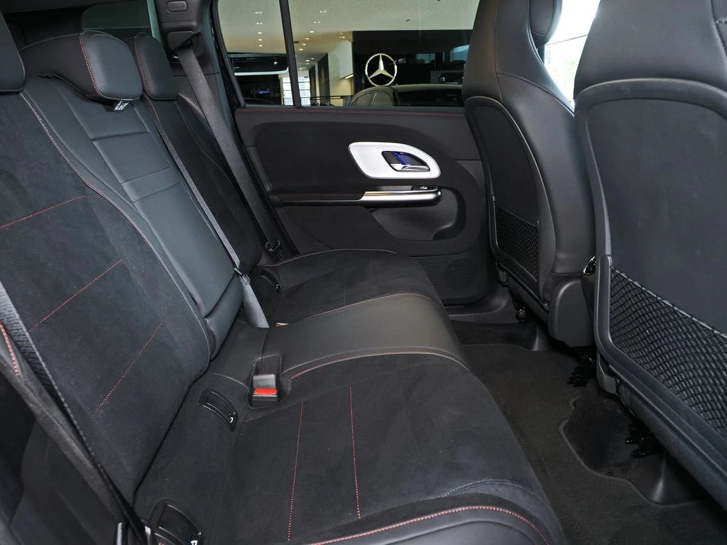 Mercedes-Benz-GLB 250+-image-11