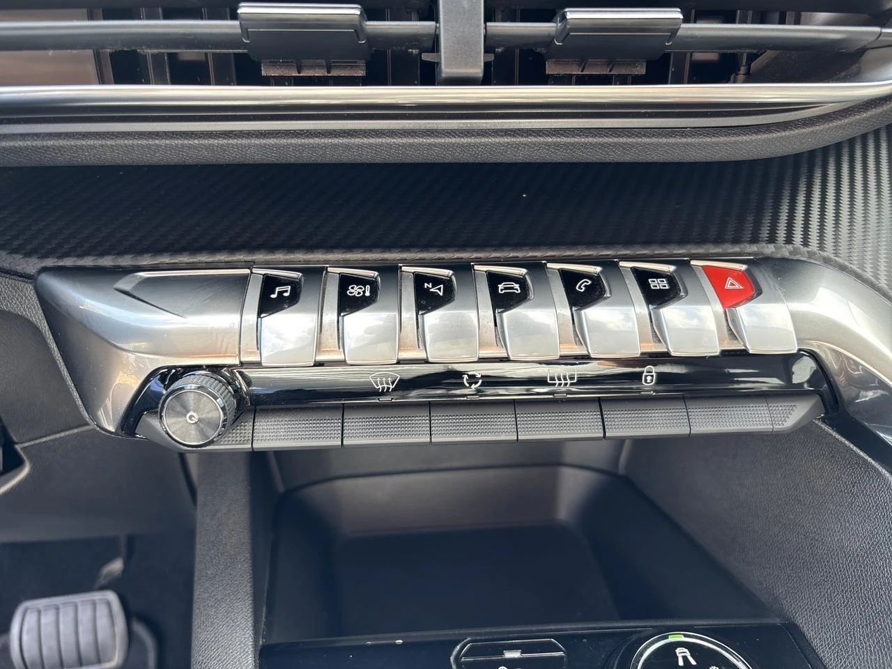 Peugeot-5008-image-13