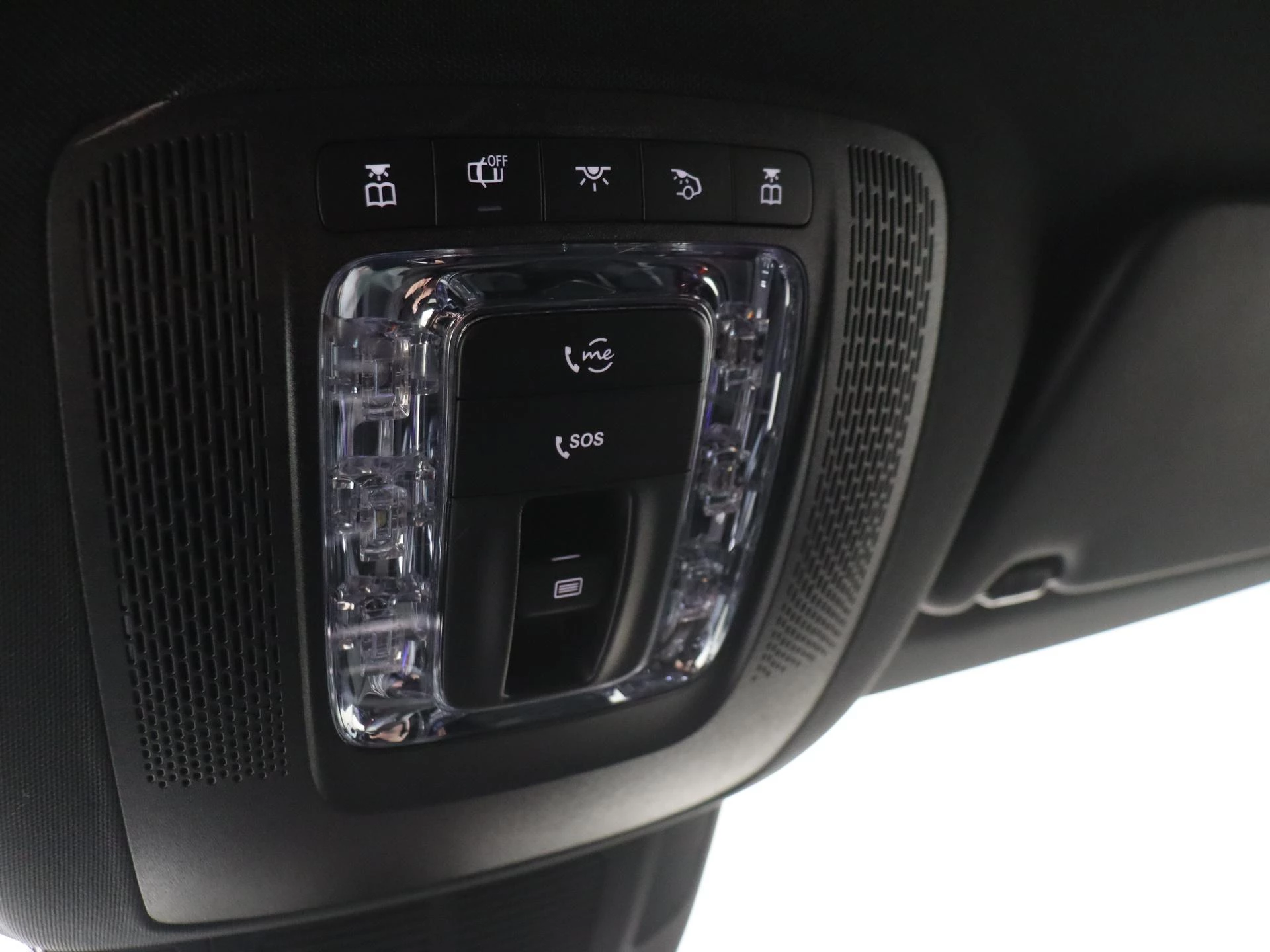 Mercedes-Benz-GLE-image-23