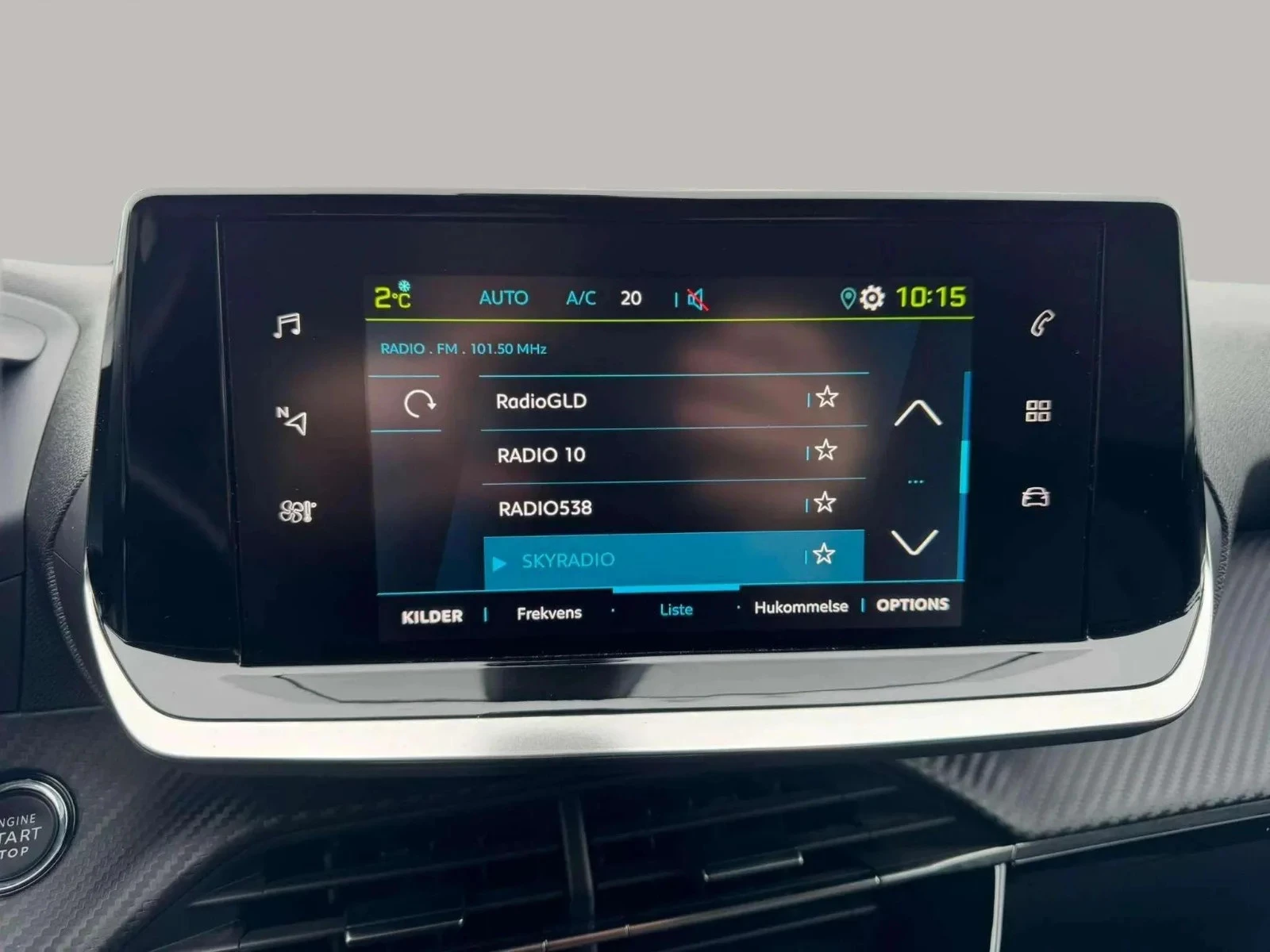 Peugeot-e-2008-image-14