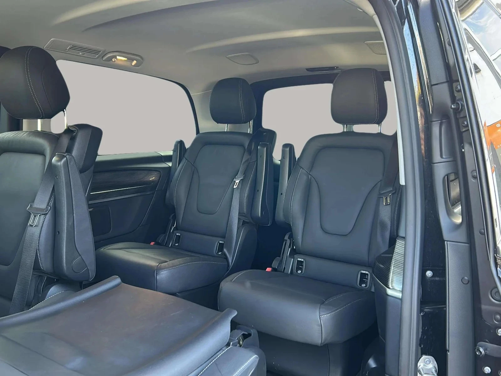 Mercedes-Benz-EQV-image-10