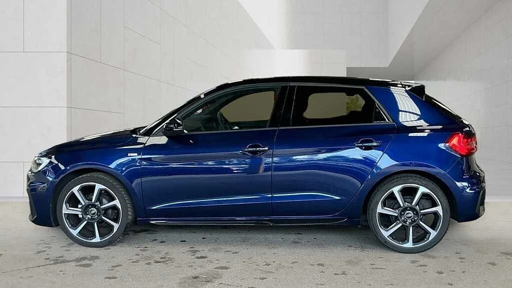 Audi-A1 Sportback-image-6