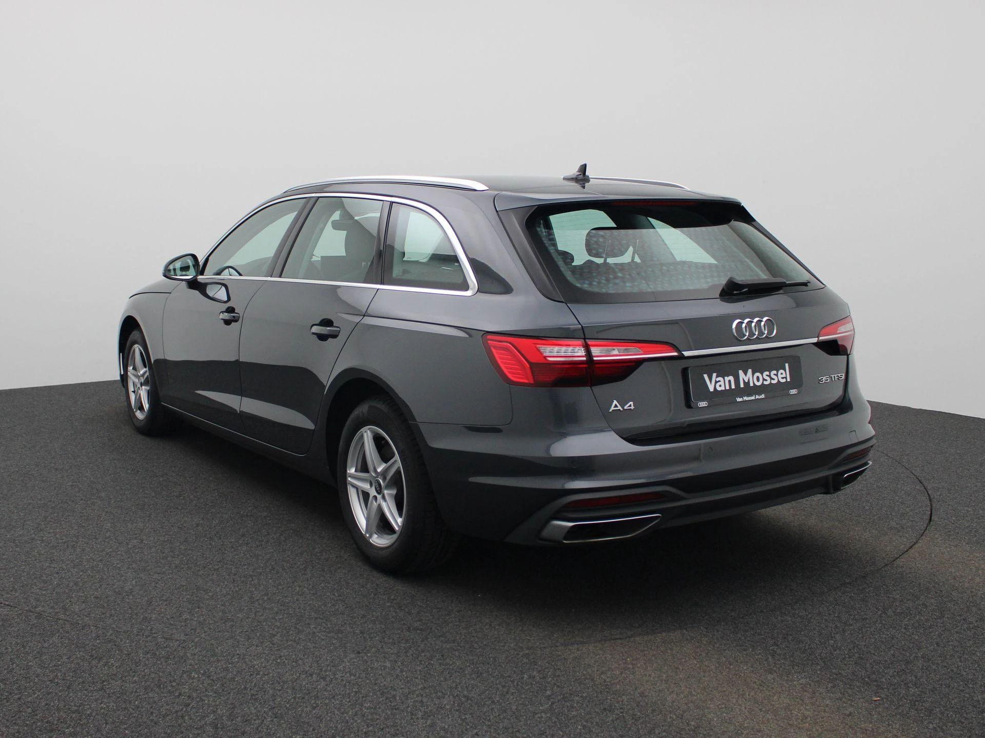 Audi-A4-image-1