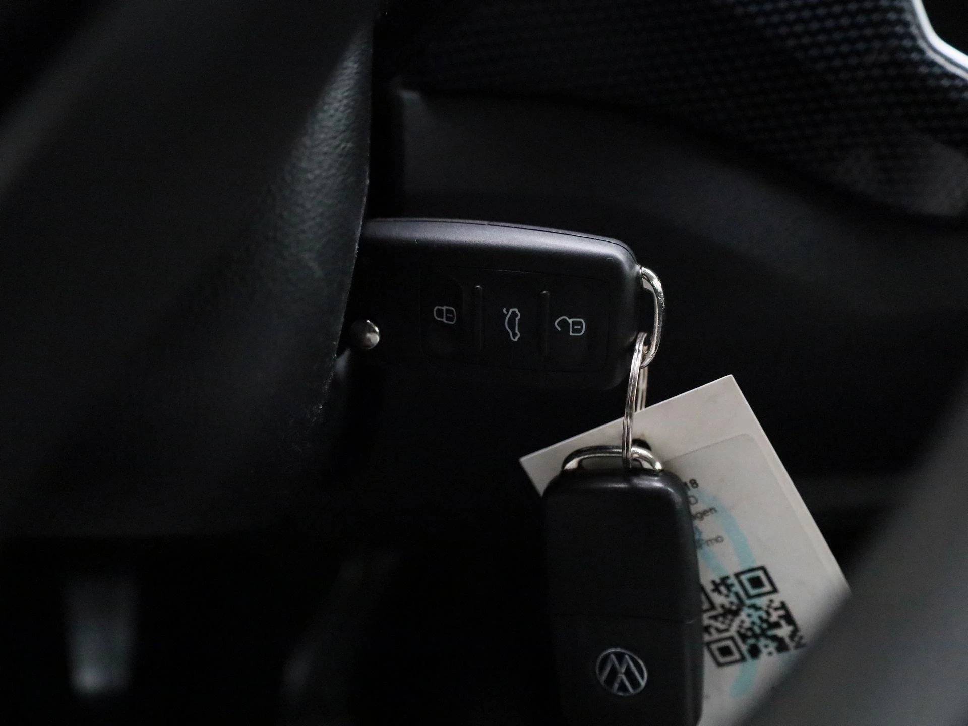 Volkswagen-up!-image-15