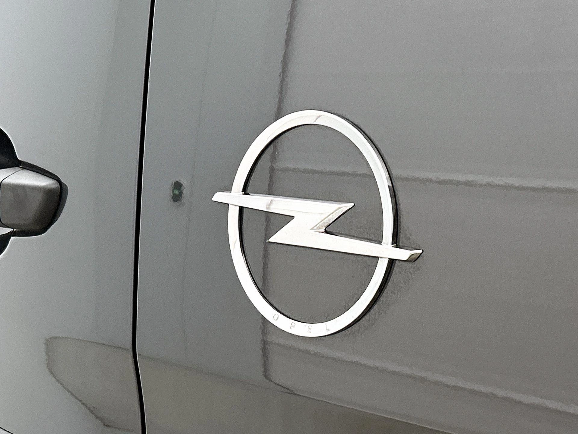 Opel-Vivaro-e-image-22