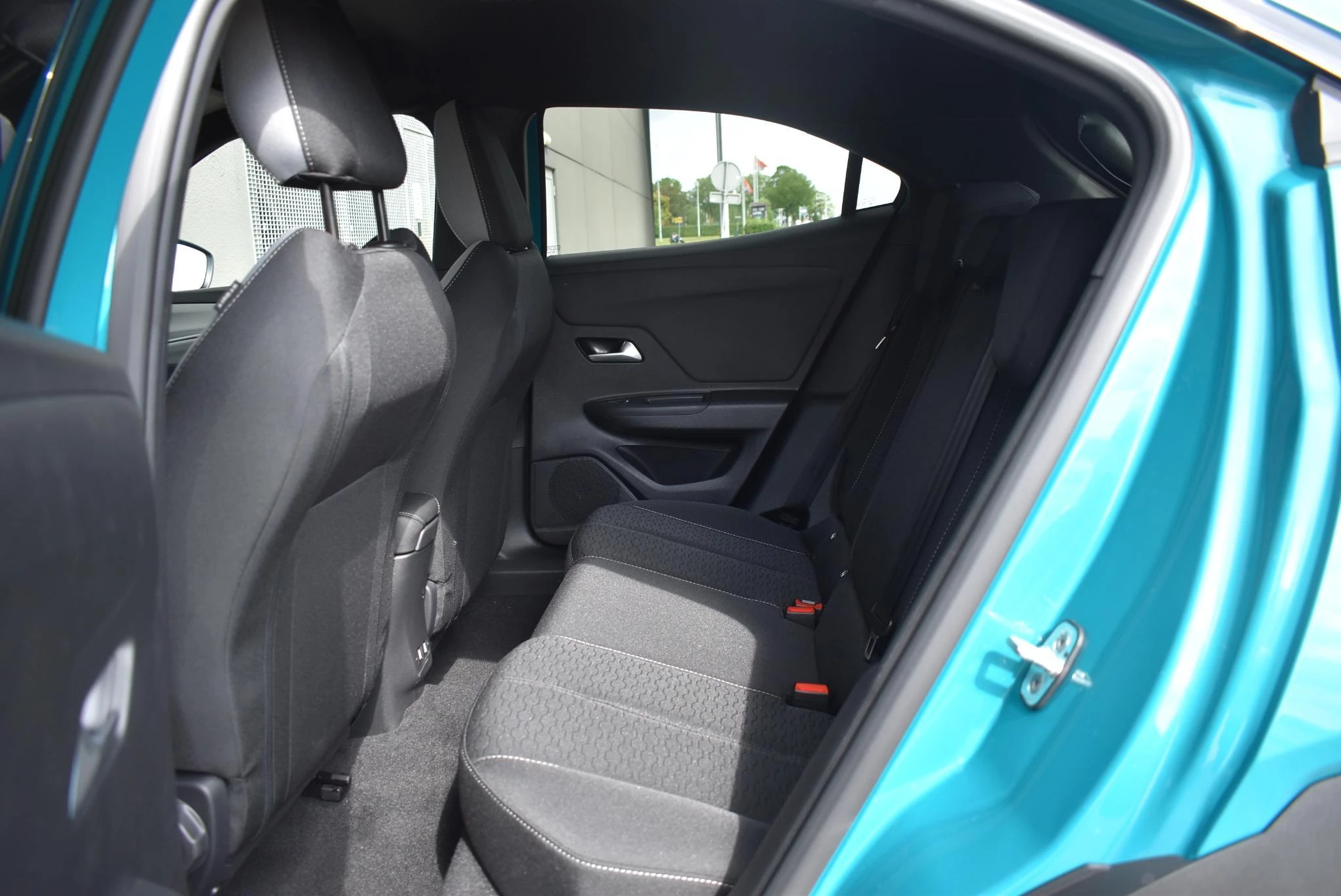 Opel-Mokka-e-image-19