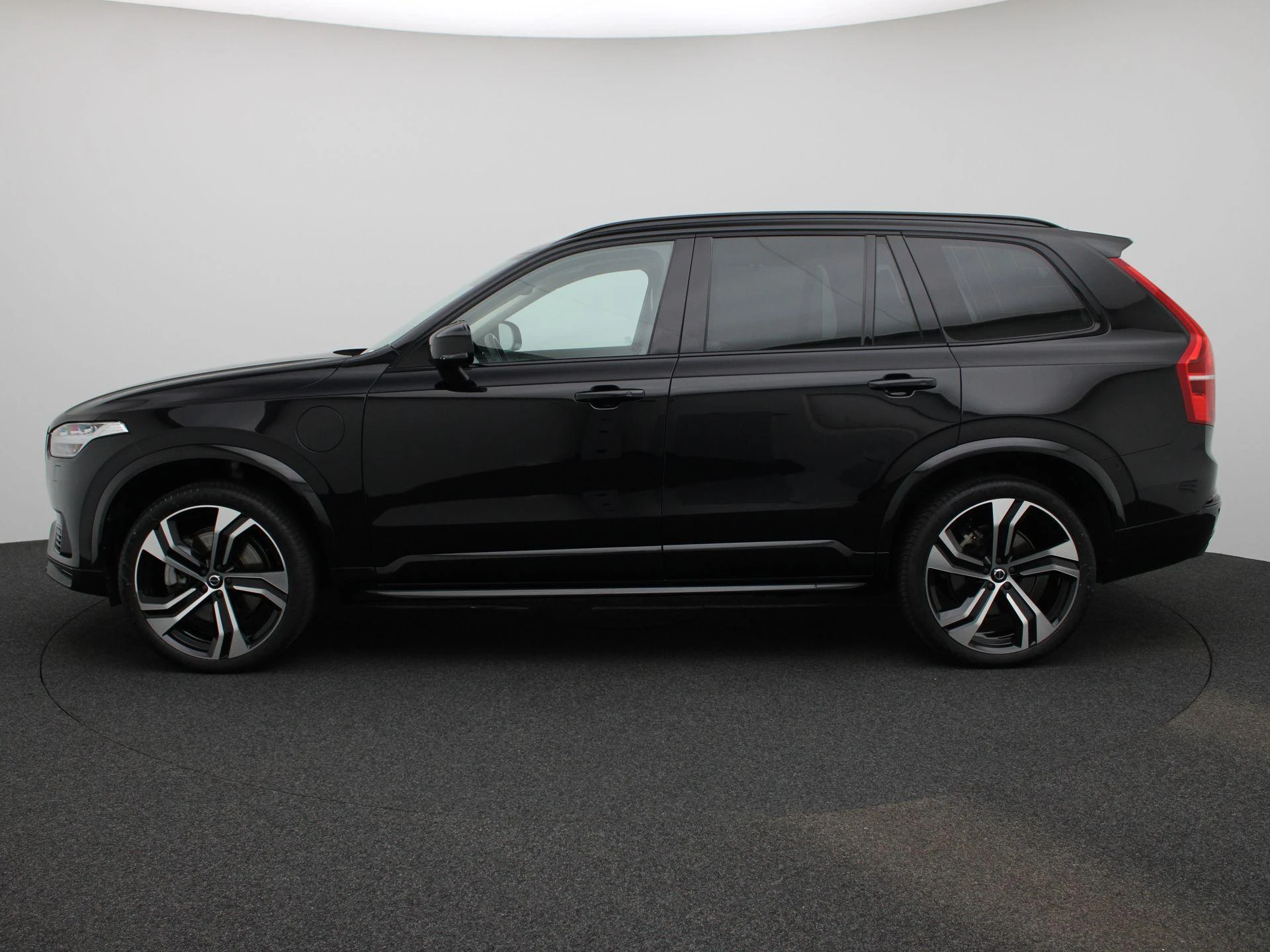 Volvo-XC90-image-3