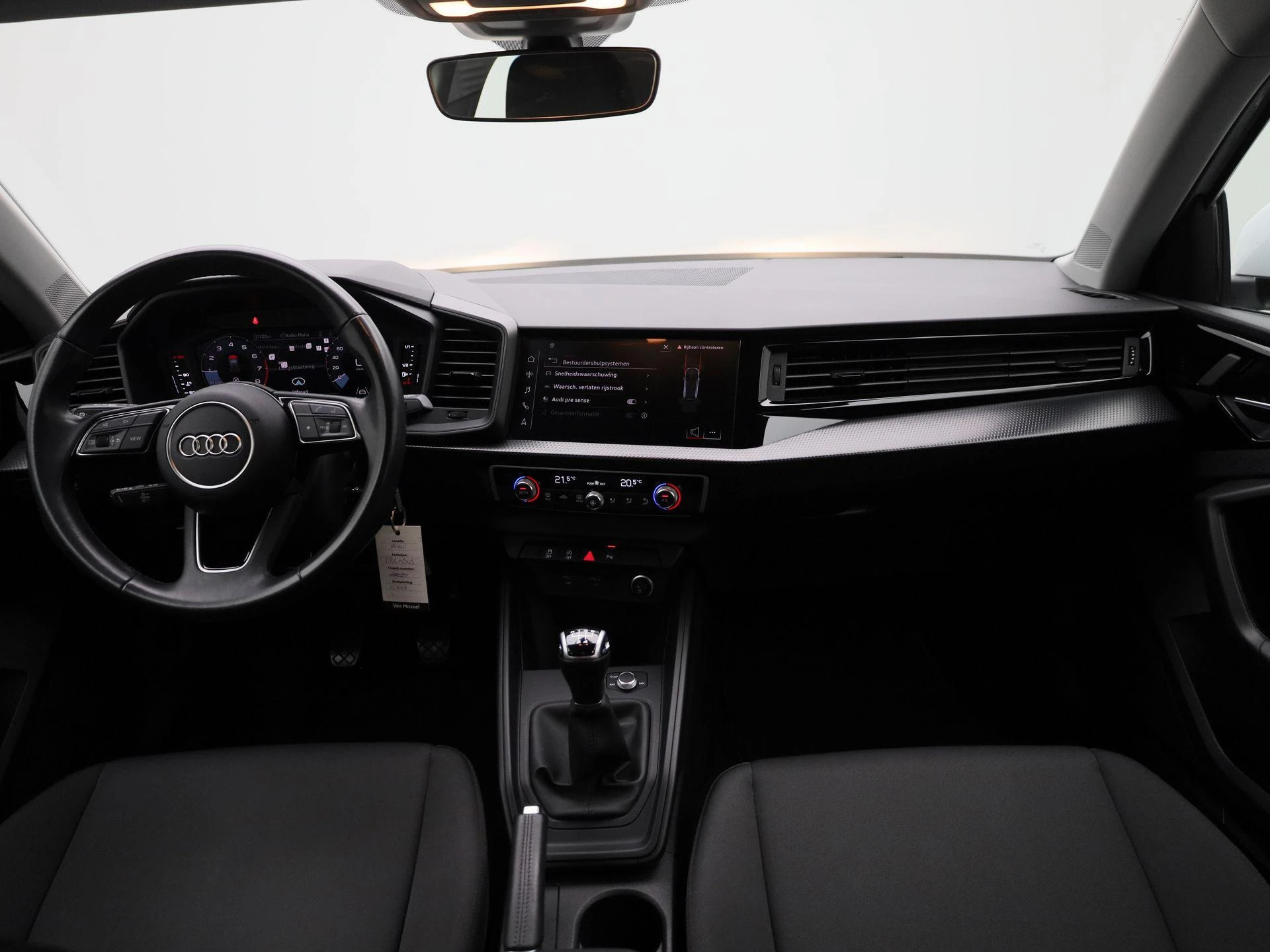 Audi-A1 Sportback-image-33