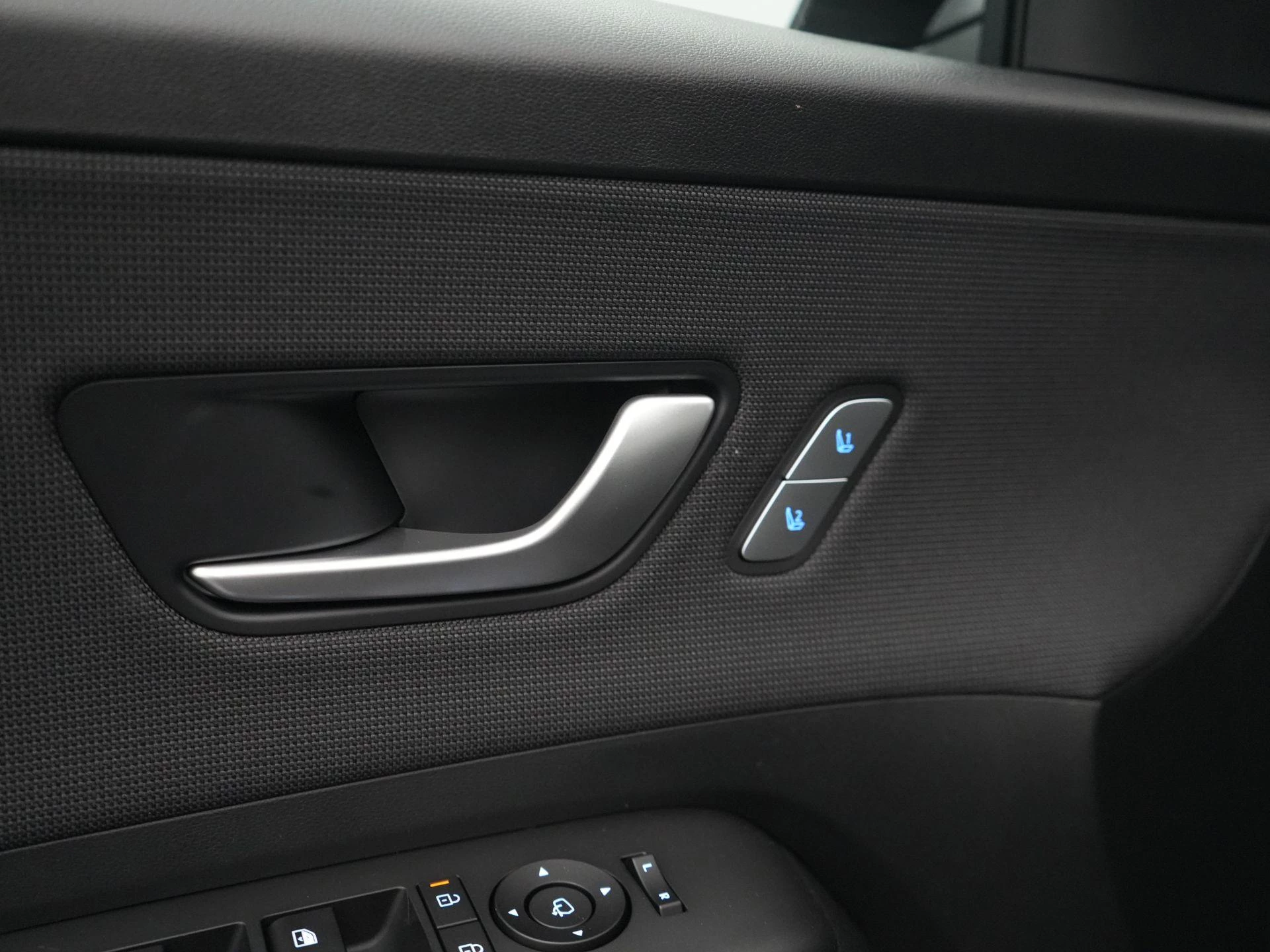 Hyundai-Kona-image-35