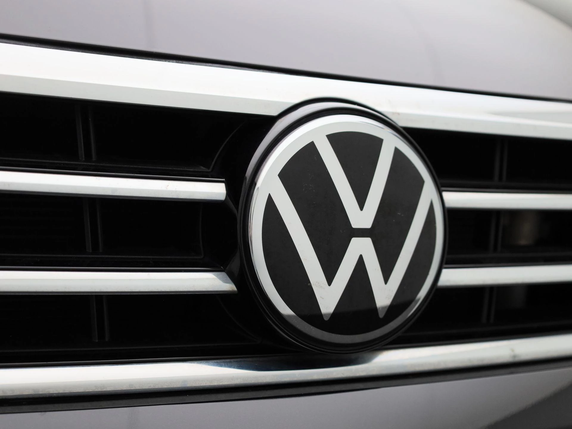 Volkswagen-Passat-image-42