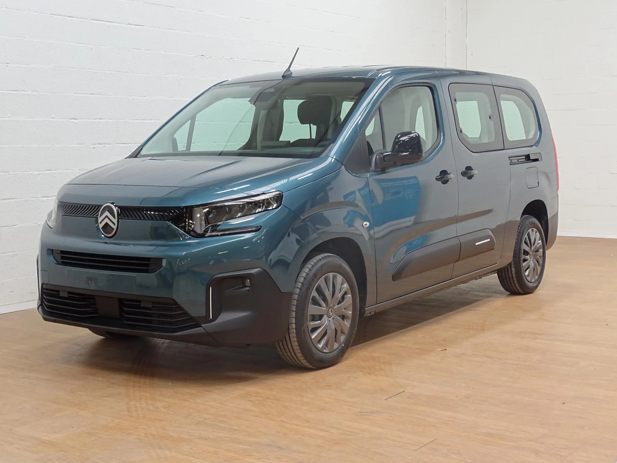 Citroën Berlingo MPV XL 1.5 BlueHDi 100 S&S BVM6 PLUS