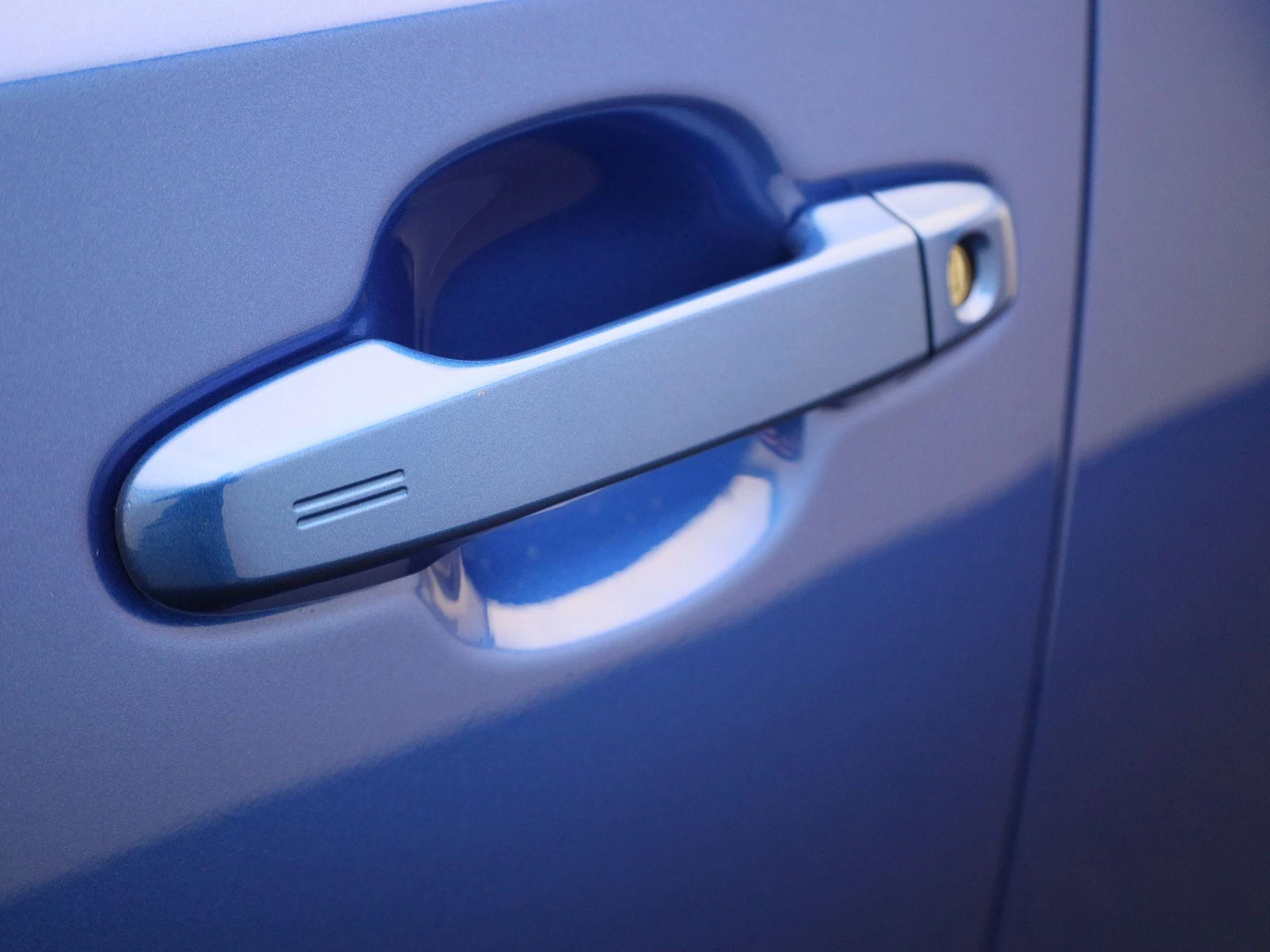 Toyota-C-HR-image-14