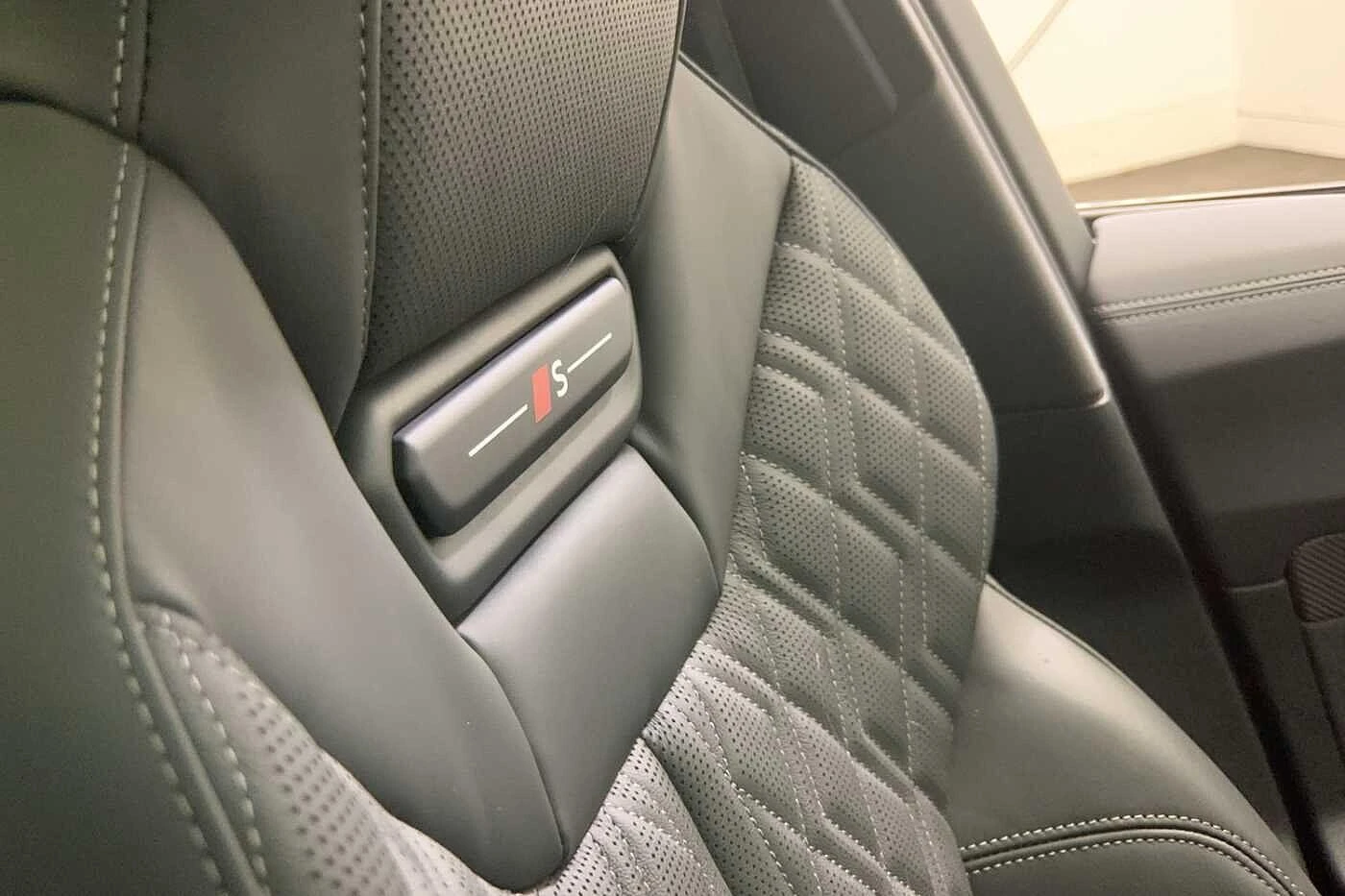 Audi-S5-image-15