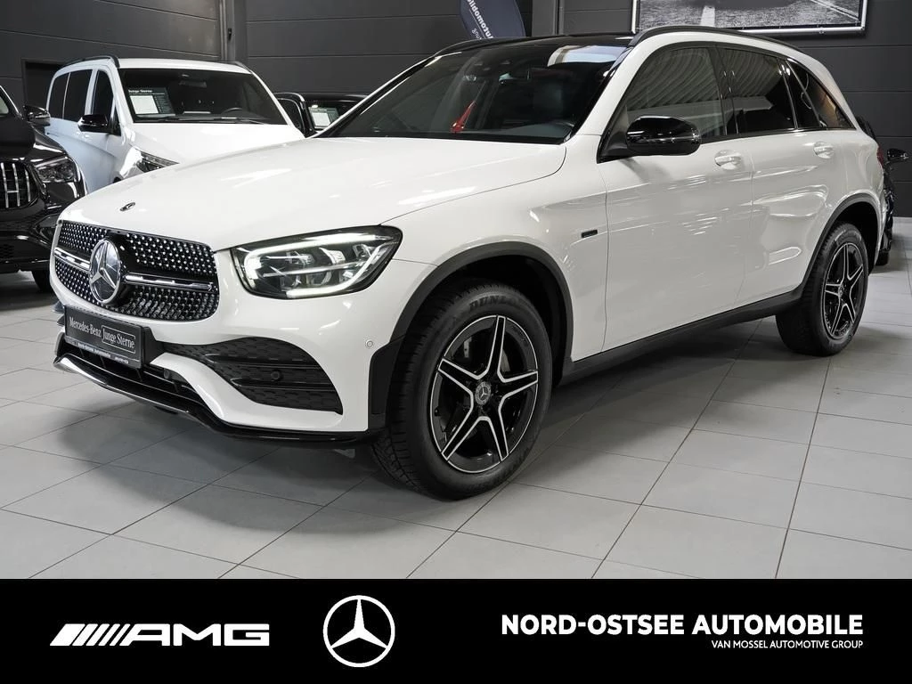 Mercedes-Benz GLC 300 de AMG 4M AHK AUT DYNLICHT PANO KEYLESS AMG LineX254 GLC 300 de AMG 4M AHK AUT DYNLICHT PANO KEYLESS AMG Line