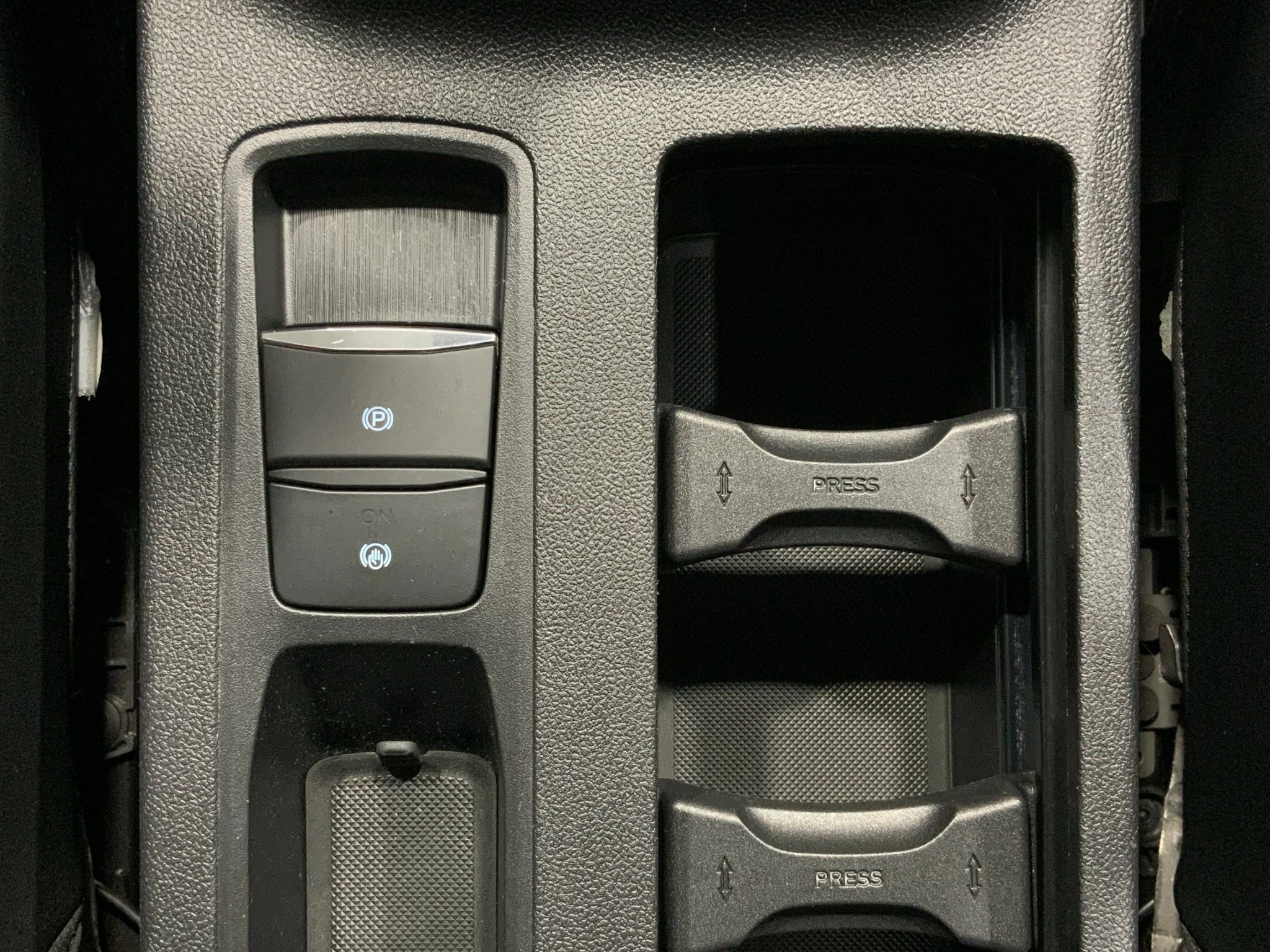 Ford Kuga Vignale*LEDER*RFK*NAVI*HUD*WINTER-PKT.