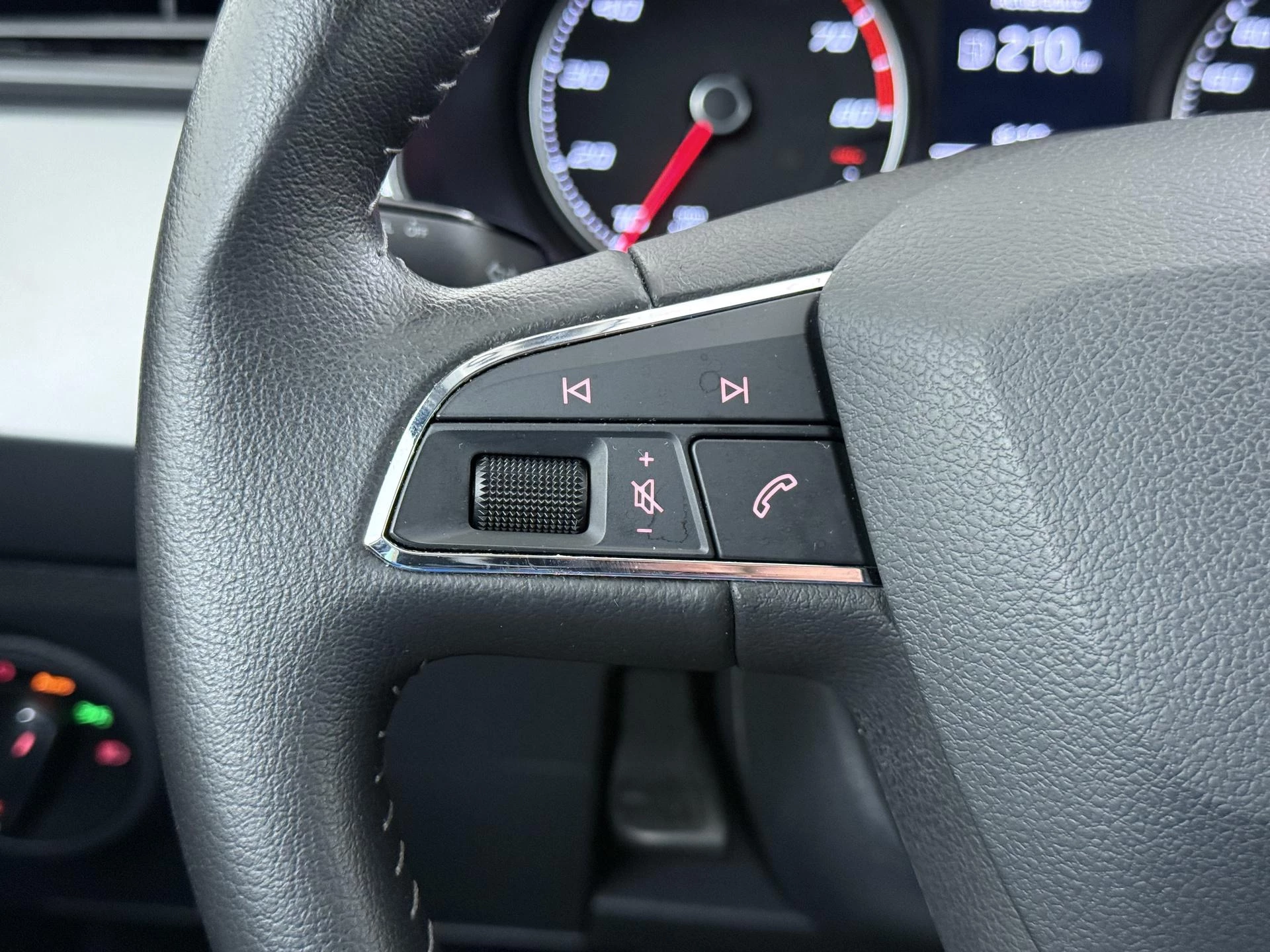 SEAT-Ibiza-image-16