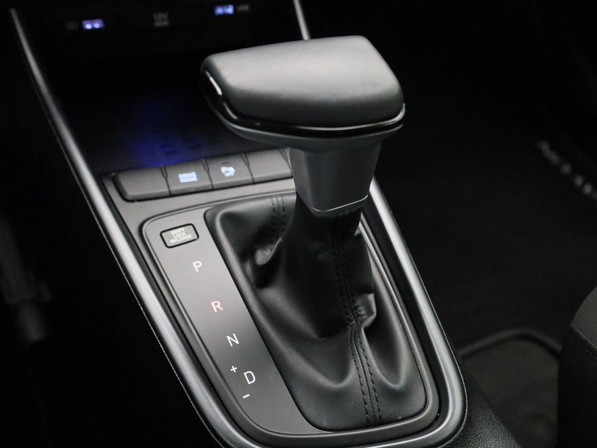 Hyundai-Bayon-image-24