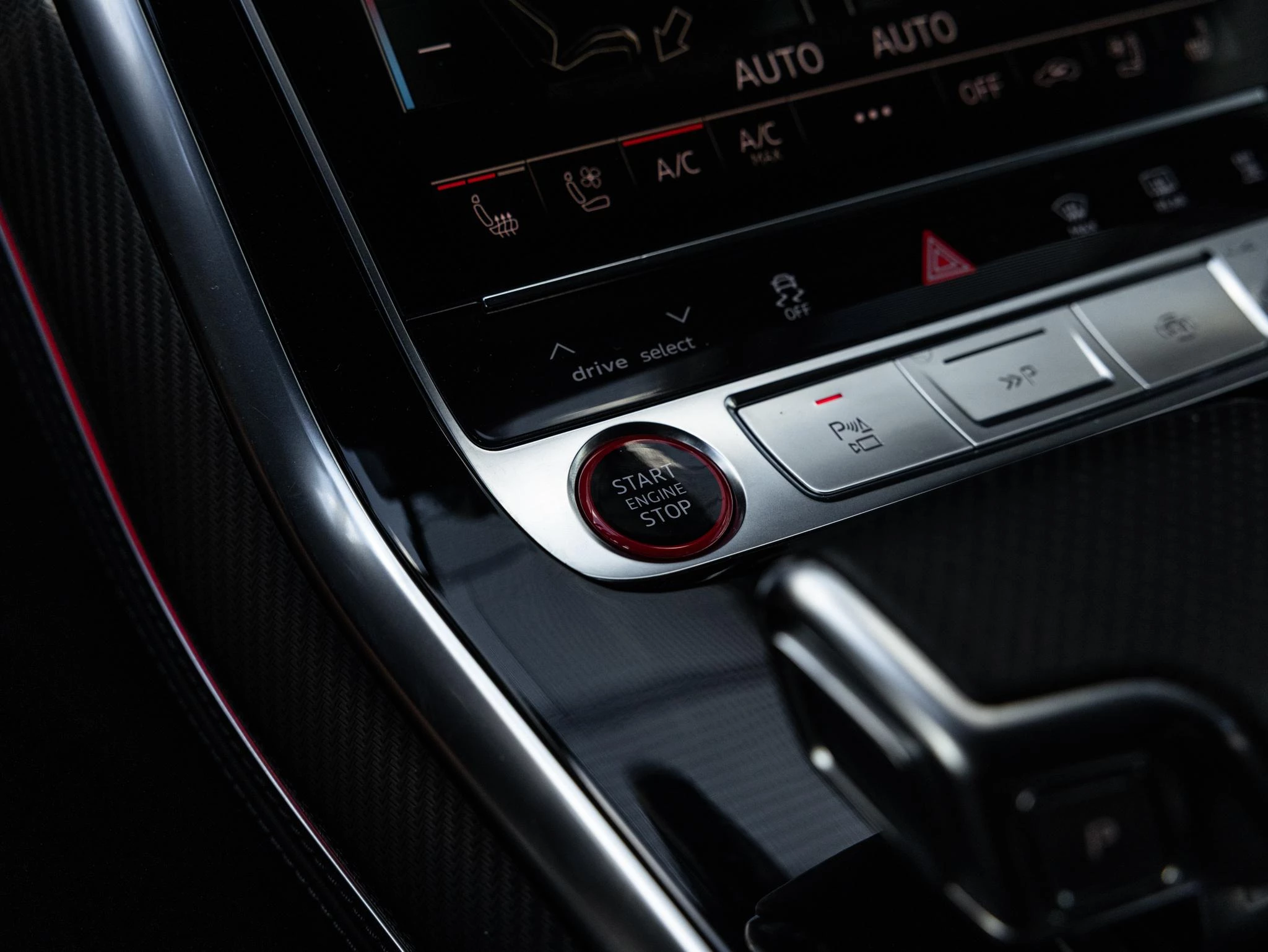 Audi RSQ8 4.0 TFSI quattro