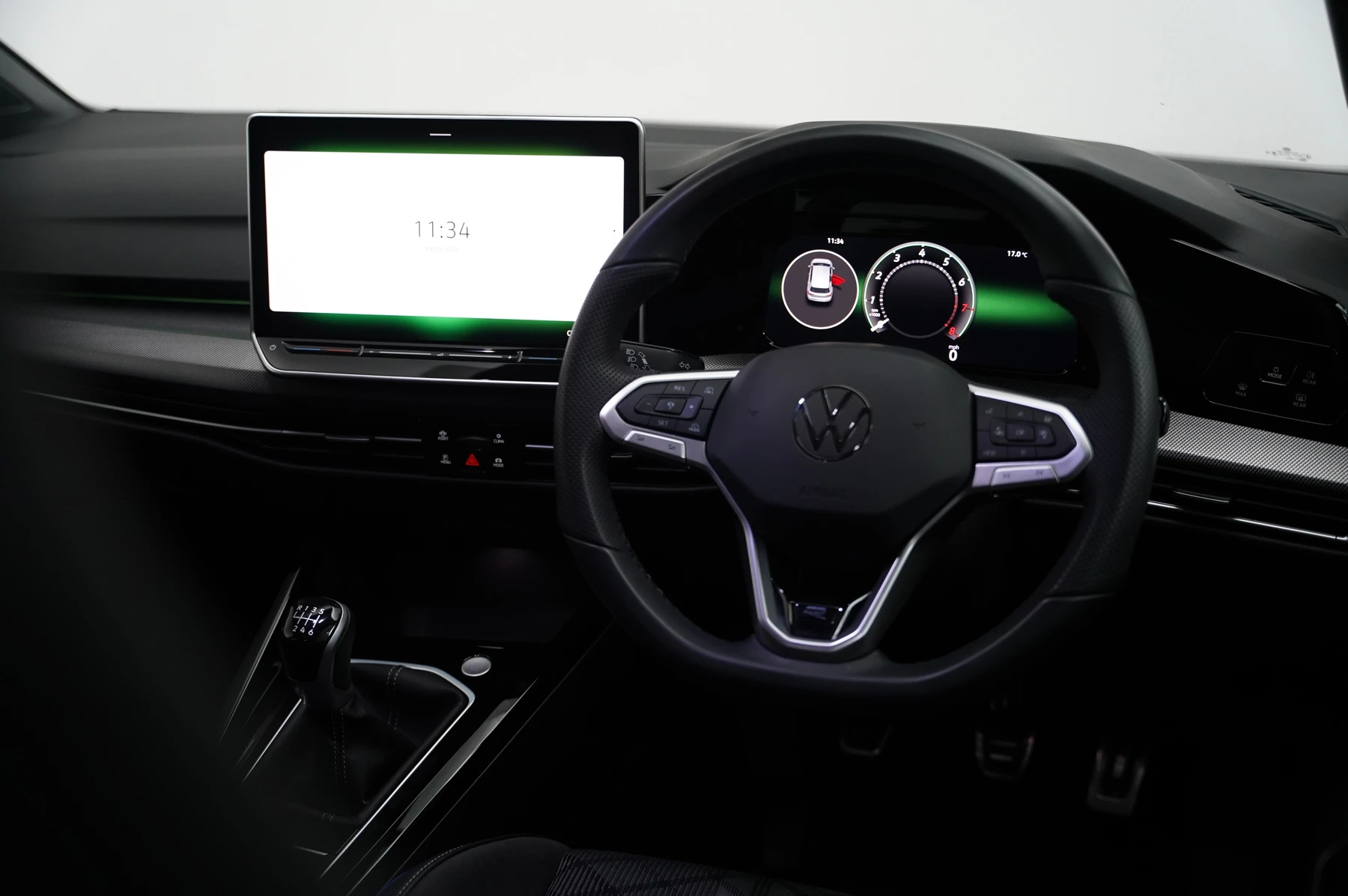 Volkswagen-Golf-image-8